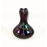 Pallme-Konig Art Nouveau vase, in purple and green iridescent glass with red iridescent trailing,