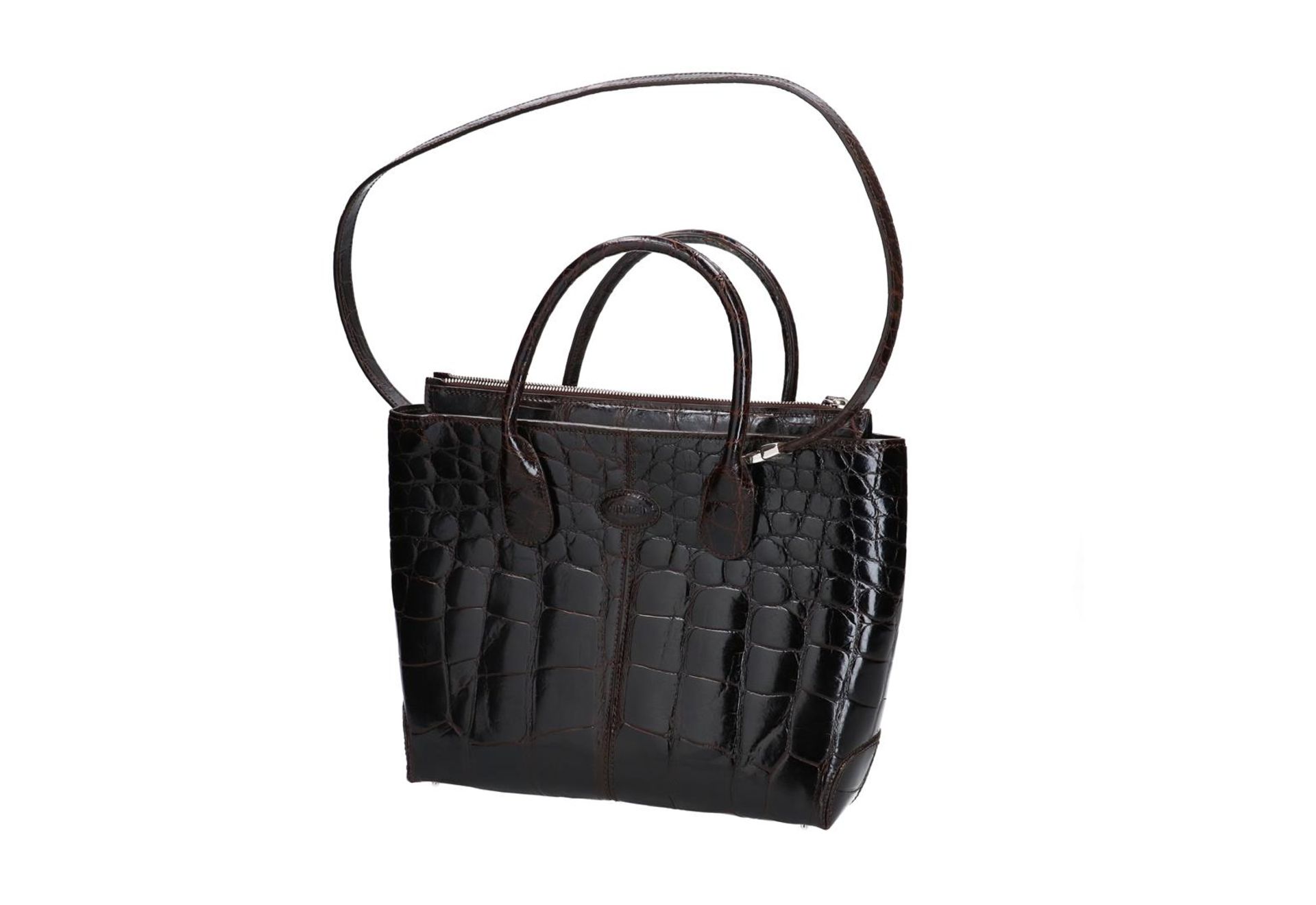 Tods, brown crocodile pattern leather handbag with shoulder strap. H x W x D: 25 x 33 x 10 cm. - Image 3 of 5