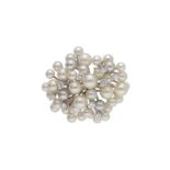 A 14-kt white gold brooch, set with cultured pearls and, brilliant cut diamonds, in total approx. 0,