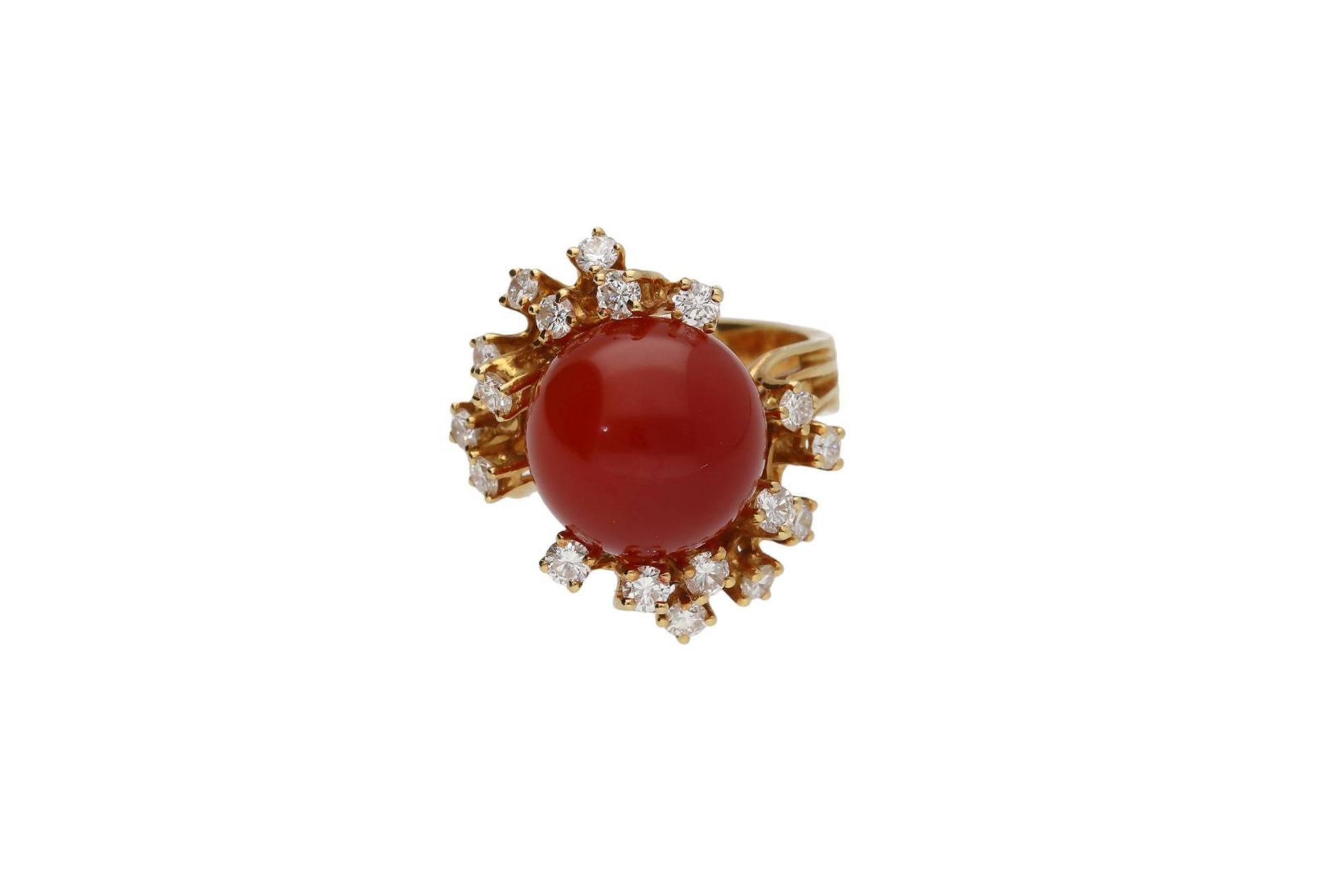 An 18-kt gold ring, set with a carnelian globe surrounded with brilliant cut diamonds, in total appr - Image 3 of 4