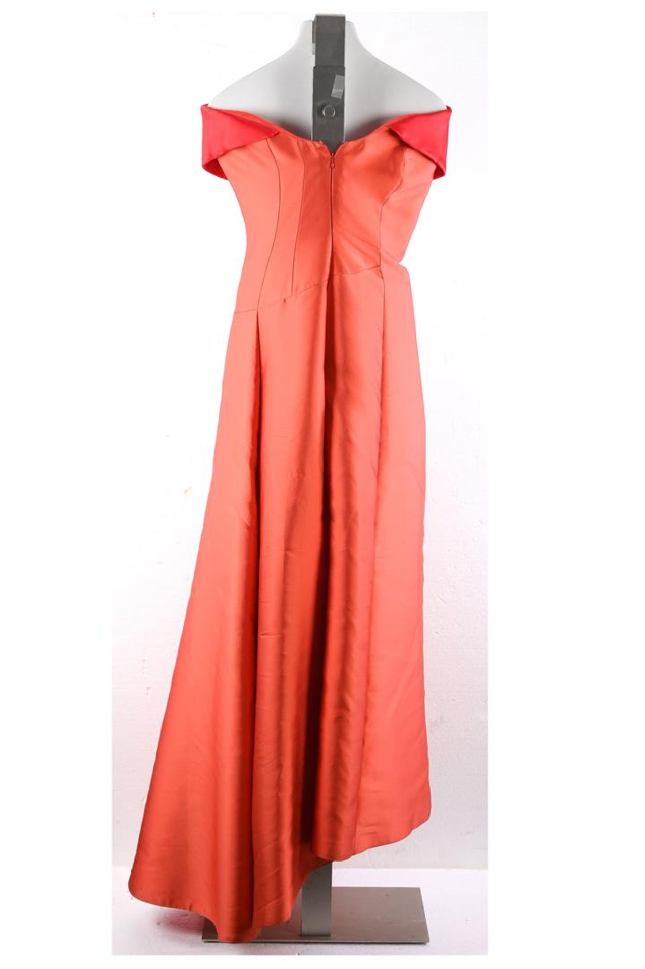 Escada, tangerine and red evening dress. Size: 38 It. - Image 2 of 3