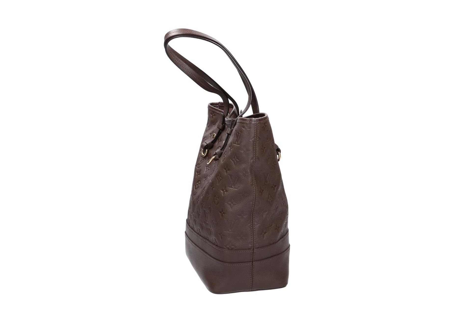 Louis Vuitton, brown leather embossed monogram tote bag, 'Citadines', no. AH2102. H x W x D: 31 x 31 - Image 3 of 4