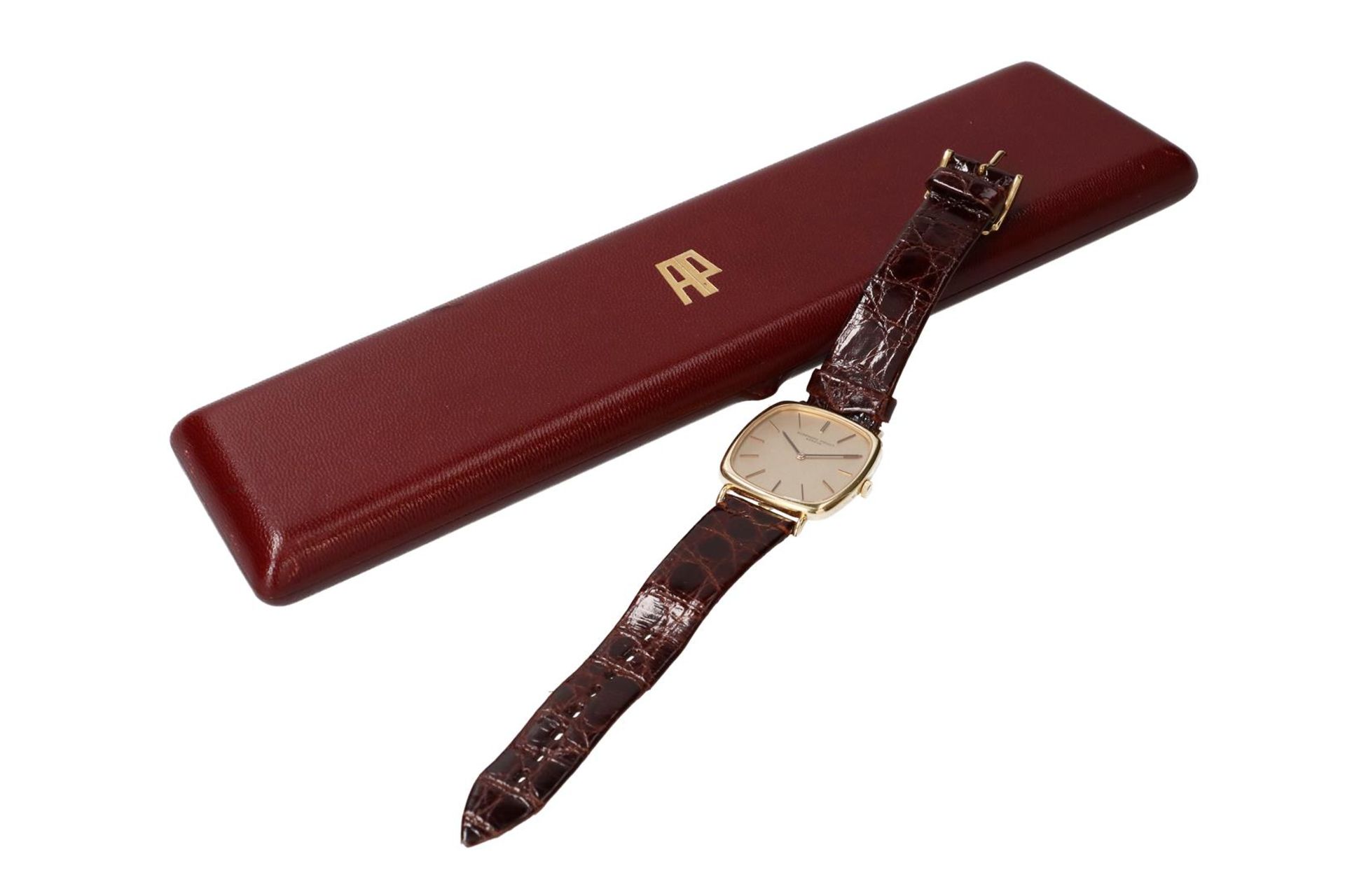 Audemars Piquet, 18-kt gold gentlemans watch, ref. 139295, with a manual movement, on a leather stra
