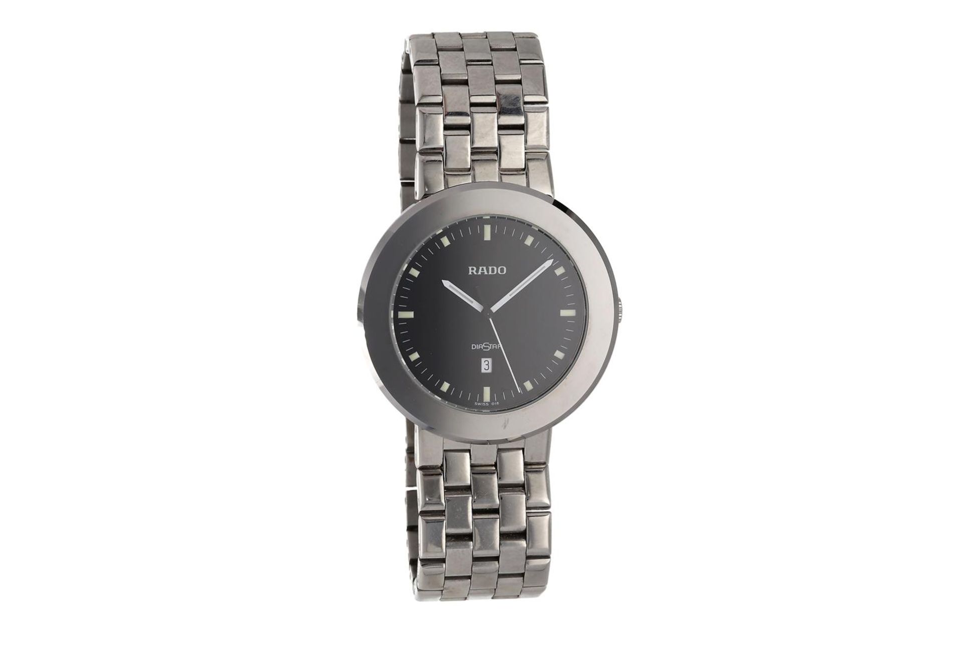 Rado, a steel unisex watch, 'Diastar', quartz movement with date.
D: 34 mm. - Bild 2 aus 3