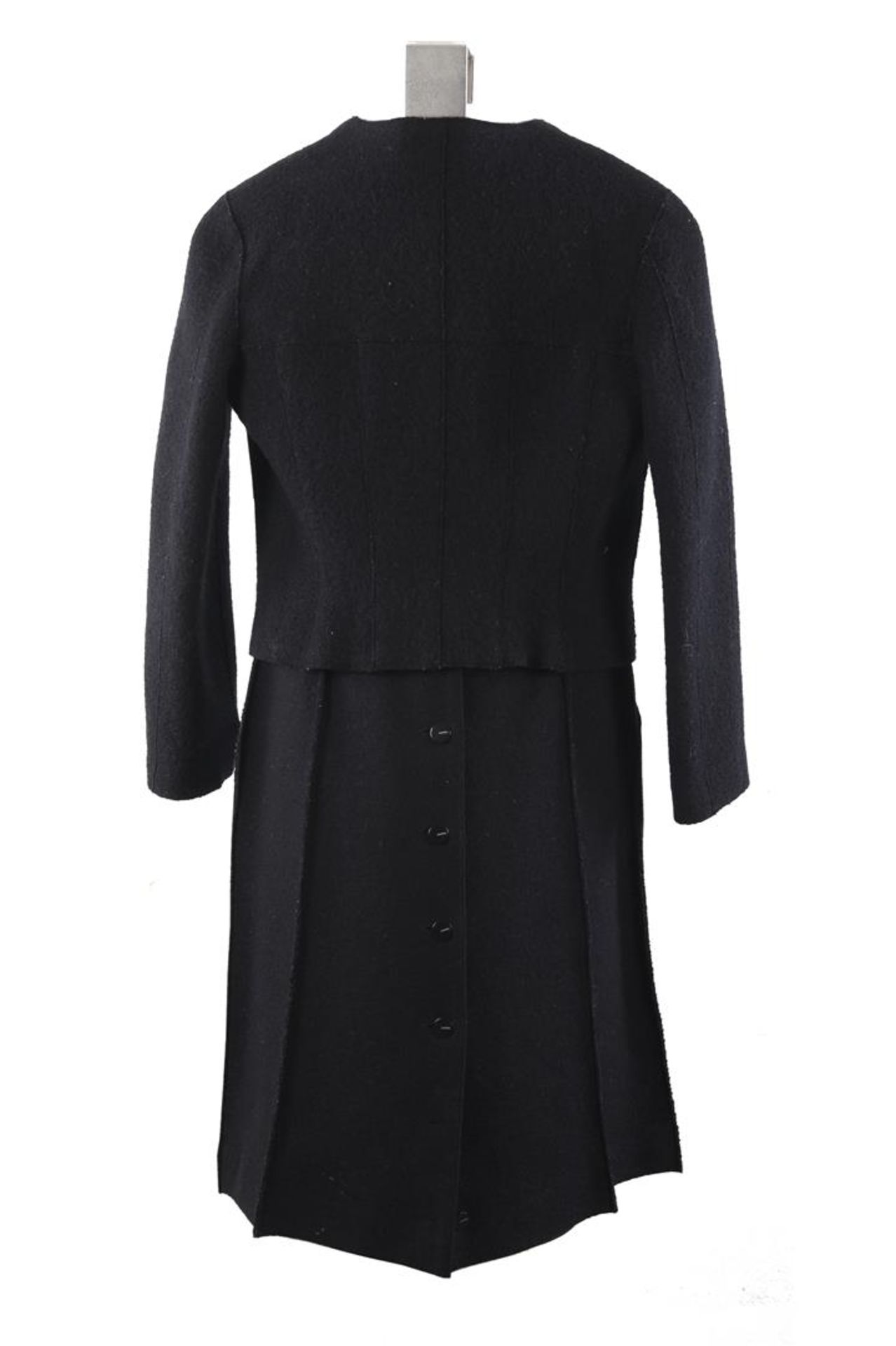 Chanel, Identification, black wool deux-piece, jacket and skirt. Size 40 Fr. - Image 2 of 4