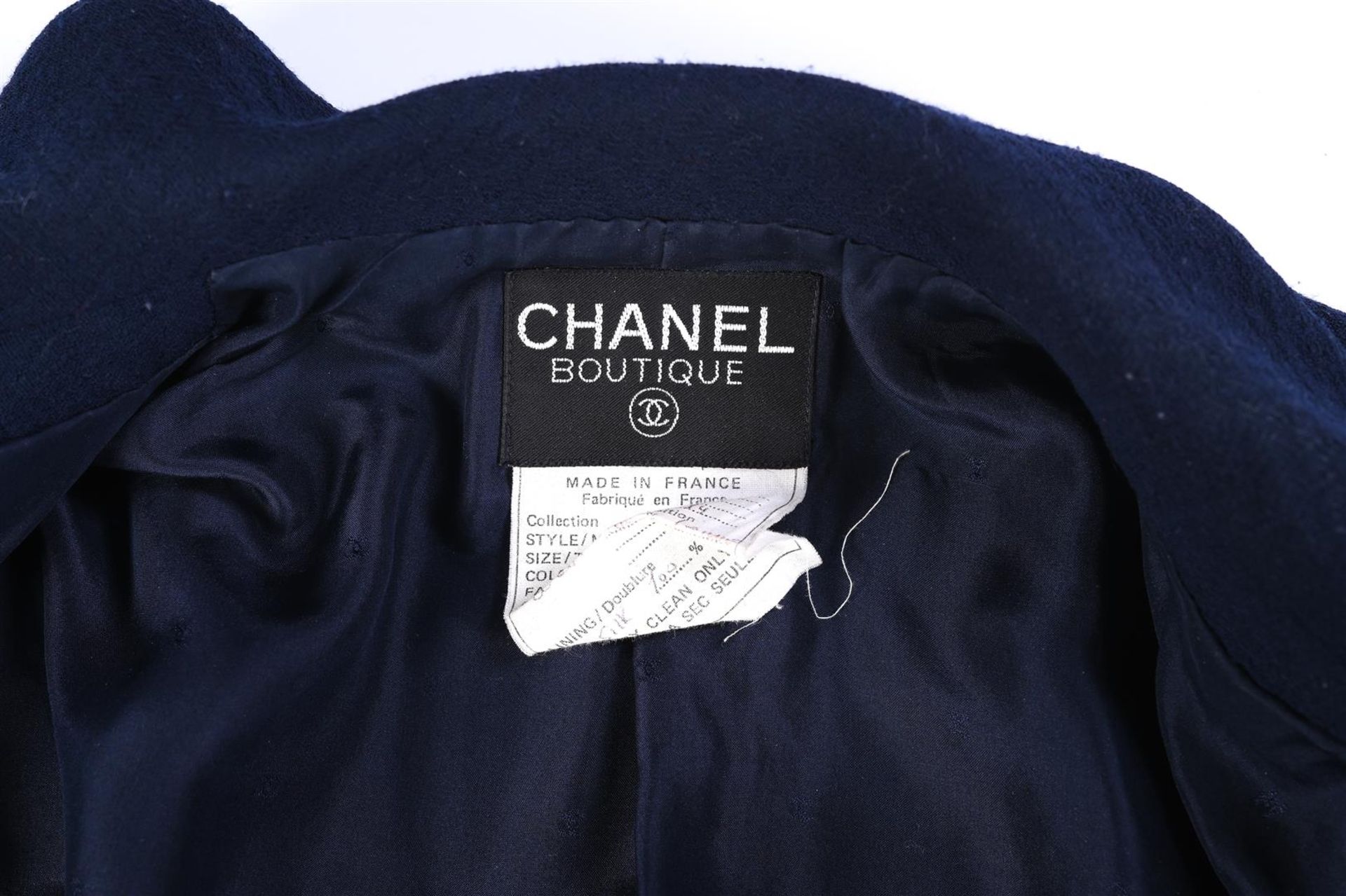 Chanel, Boutique, navy blue wool blazer, with dubble breasted monogram buttons. Size 40 Fr. - Image 3 of 3