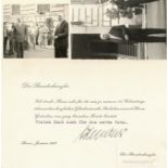 Politik Kl. Lot Bundeskanzler Adenauer Dankeskarte zum 81. Geburtstag mit Original-Unterschrift