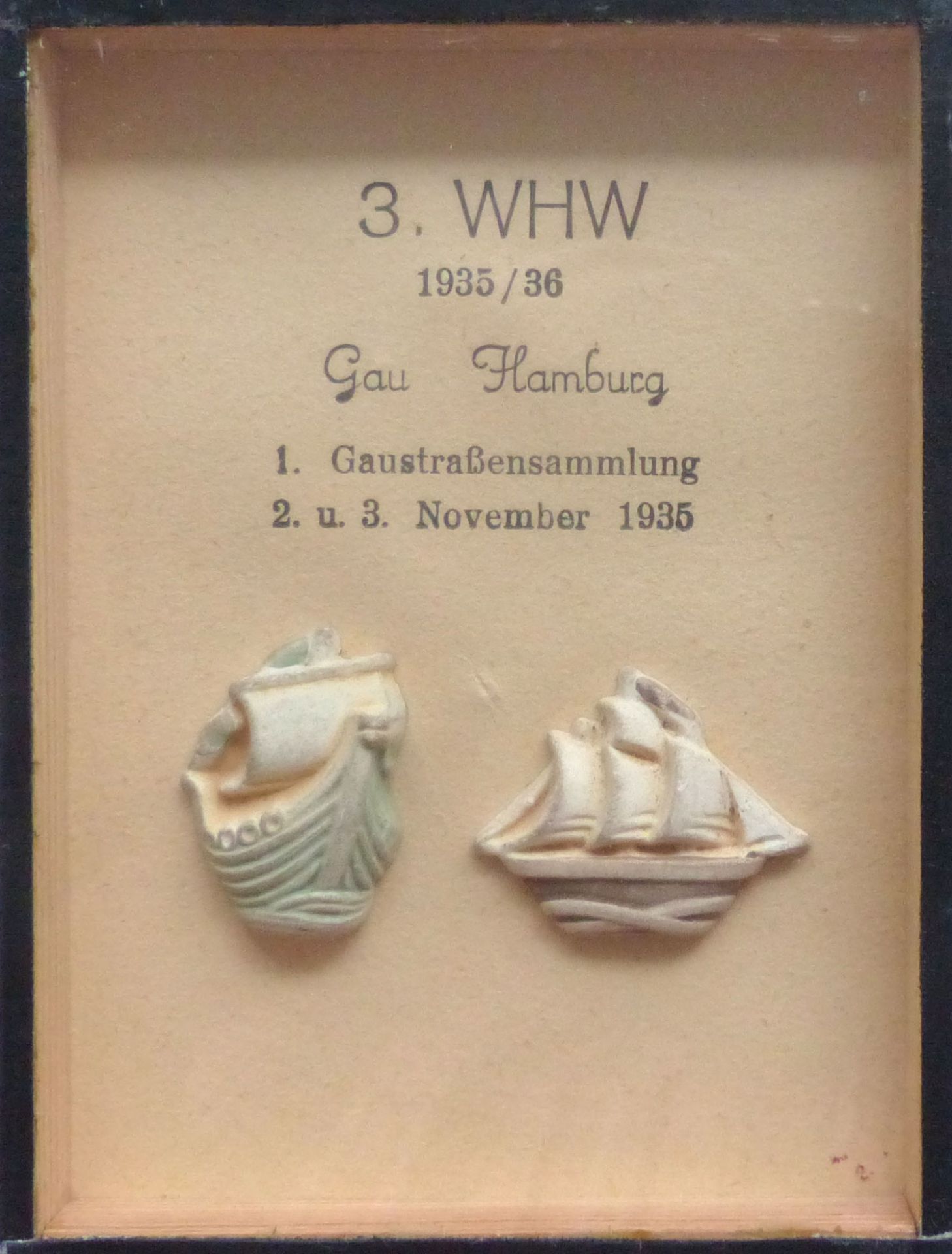 WHW Gau Hamburg Gaustraßensammlung November 1935 3 kl. Schiffe im Rahmen 9x12 cm I-II