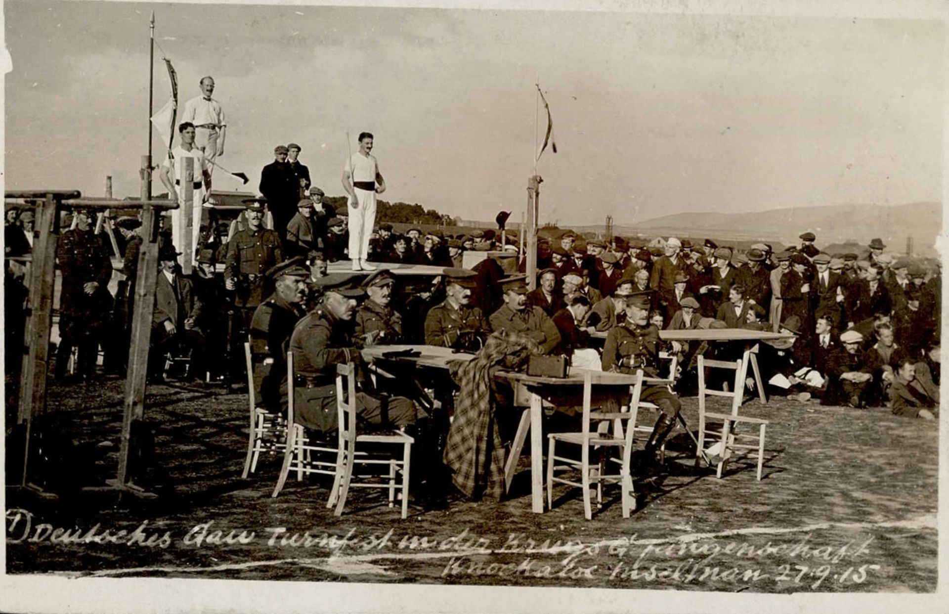 Kriegsgefangene POW-Camp Knockaloe Isle of Man Deutsches Gau-Turnfest 1915 Foto-AK I-II