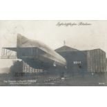 Sanke Flugzeug Potsdam W.S.12. Luftschiffhafen Zeppelin Luftschiff Hansa wird in die halle