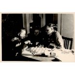 SCHACH - Foto (10x7cm) Schachspieler Militär I