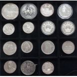Münzen Kassette mit 15 Münzen und Medaillen alles Silber dabei auch Kaiserreich ab 1901