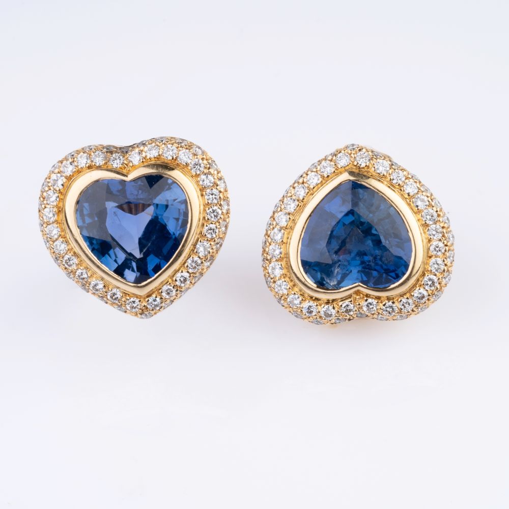 A Pair of fine Sapphire Earclips 'Hearts' with Diamonds. - Image 2 of 4