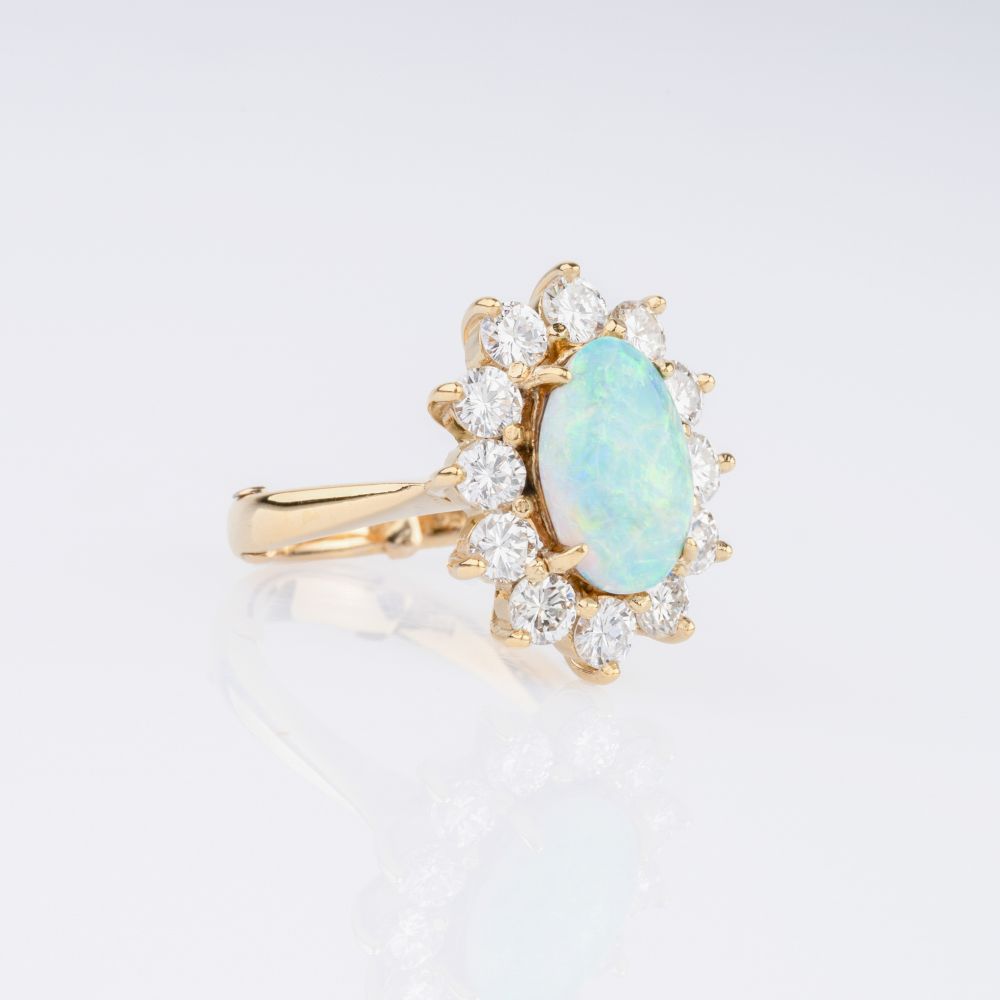 An Opal Diamond Ring. - Image 2 of 3