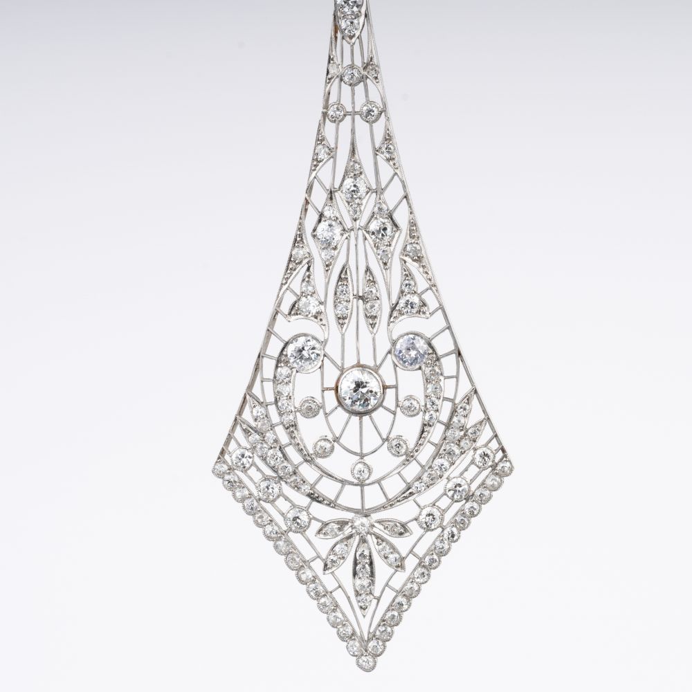 A highquality Art-déco Diamond Necklace. - Image 2 of 4