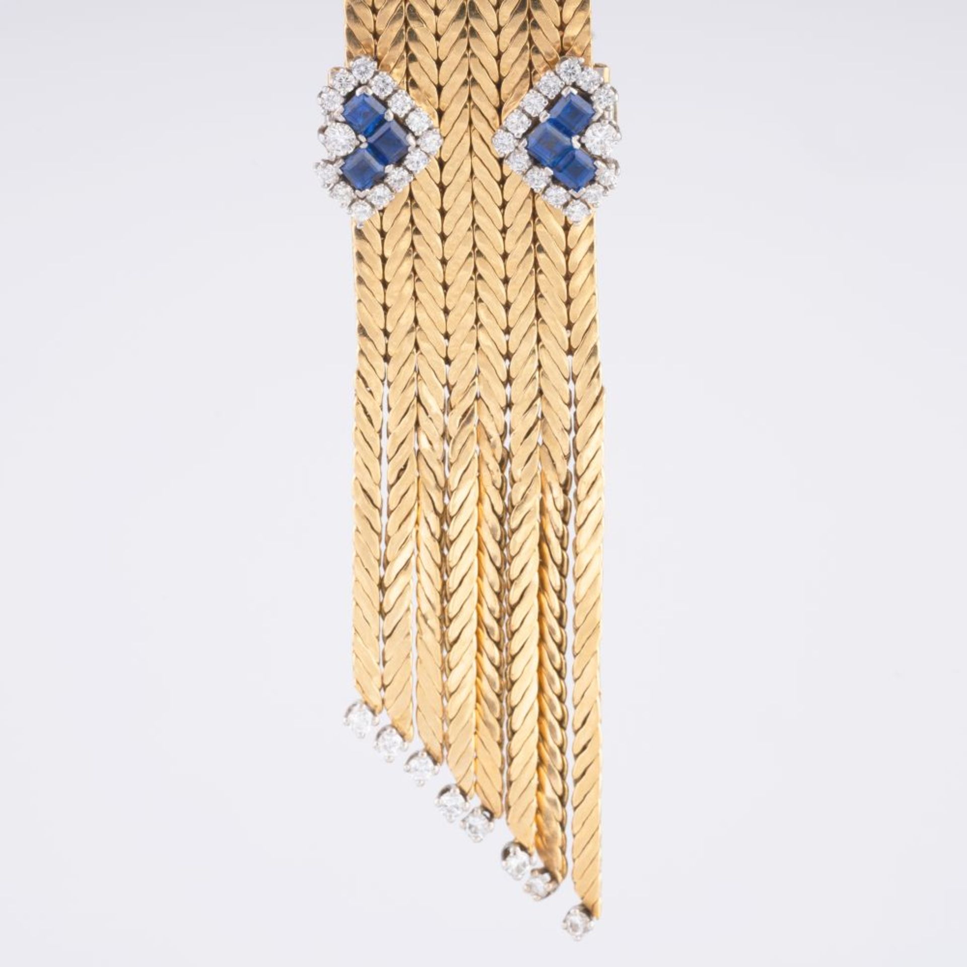 A rare Vintage Gold Bracelet with Sapphire Diamond Clasp. - Image 4 of 4