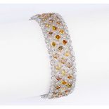 Exzellentes Fancy-Diamant-Armband mit hochfeinem Diamant-Besatz.