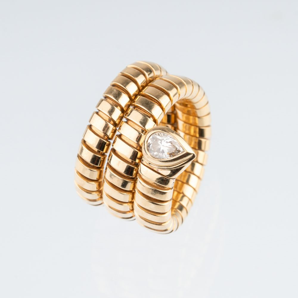 Bulgari. A Gold Ring with Diamond 'Serpentine'. - Image 2 of 4