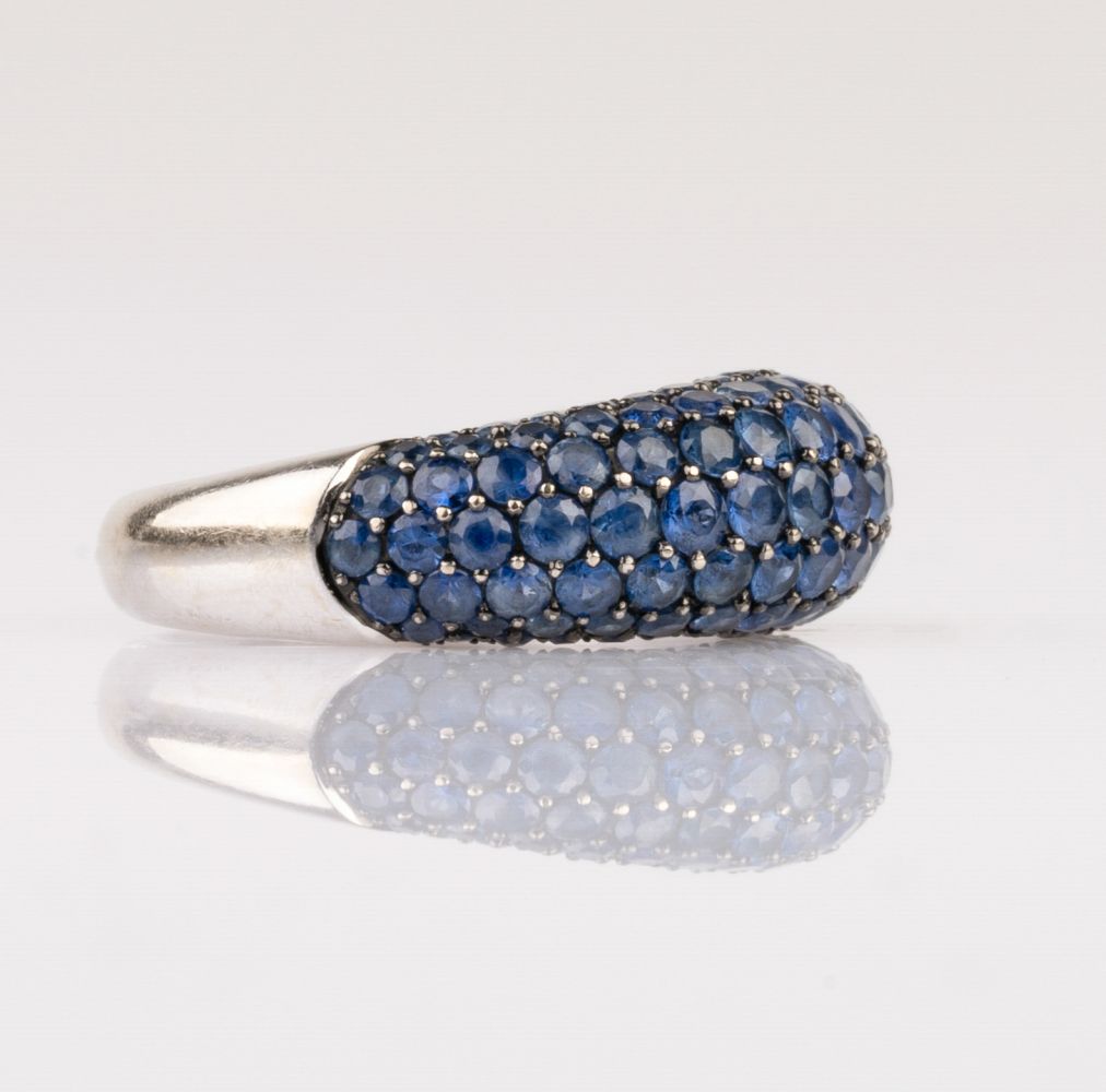 A Sapphire Ring. - Image 2 of 2
