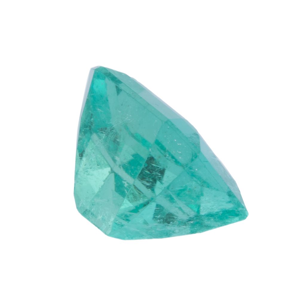 A lose Clombian Emerald. - Image 2 of 2