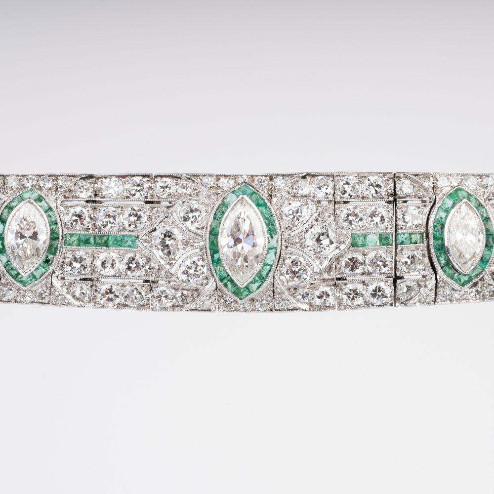 A highquality Art-déco Emerald Diamond Bracelet. - Image 3 of 3