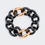 Fa, Isabella. A modern Gold Bracelet.