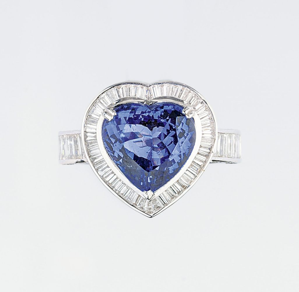 A fine Heart Tanzanite Diamond Ring.