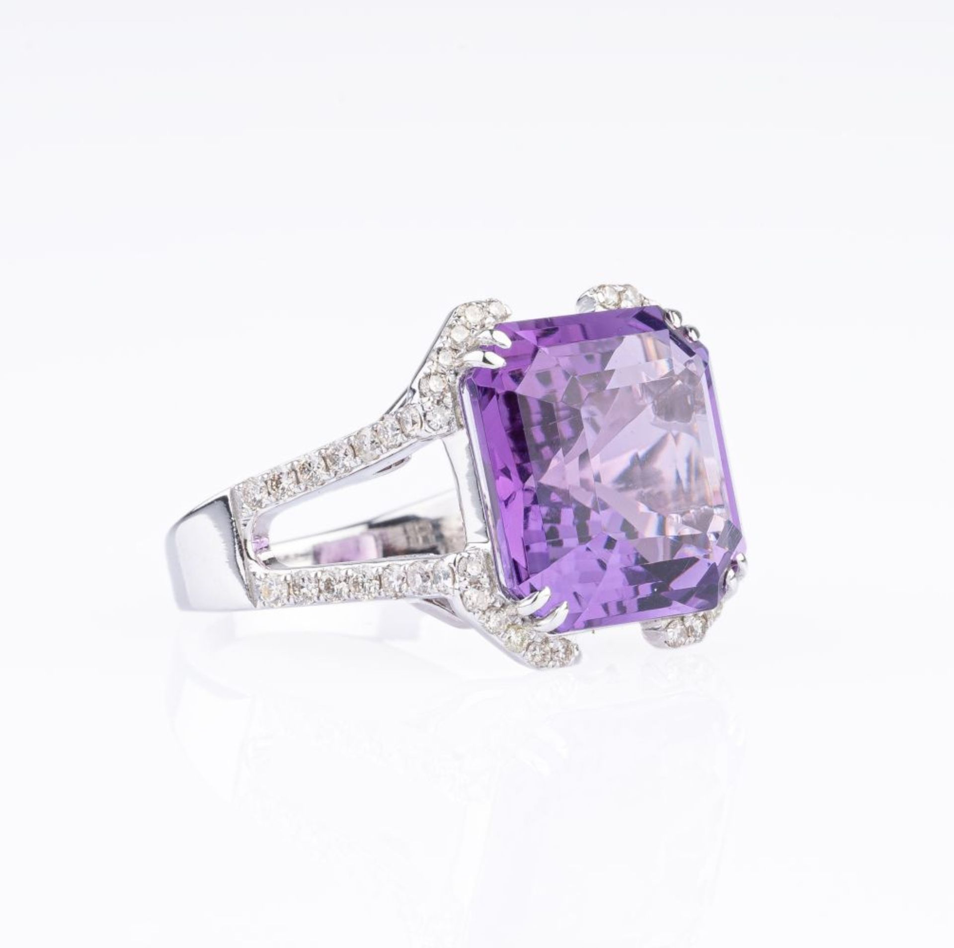 Amethyst-Brillant-Cocktailring.