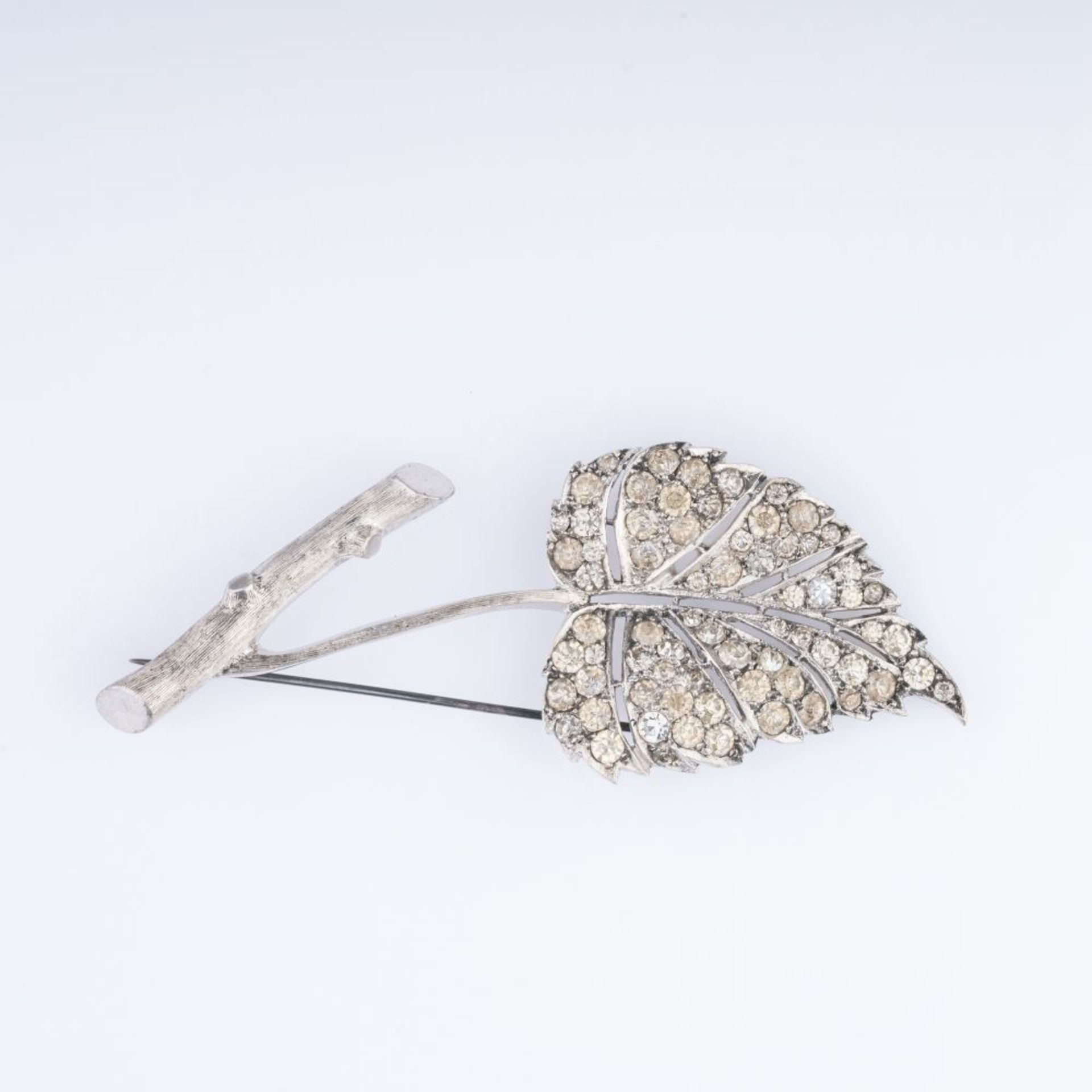 Dior, Christian. A Vintage Costume Jewellery Flower Brooch with Paste Stones.
