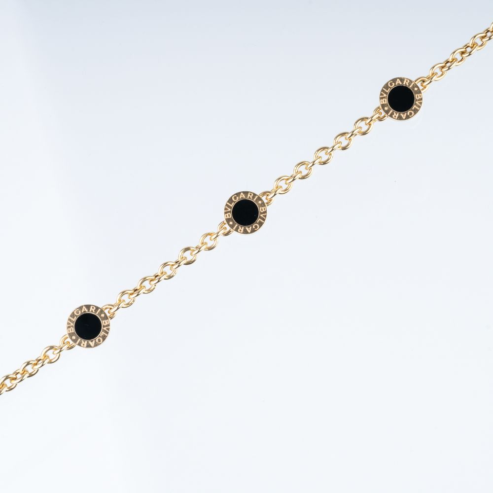Bulgari. A Gold Necklace with Onyx 'Tubogas'. - Image 2 of 3