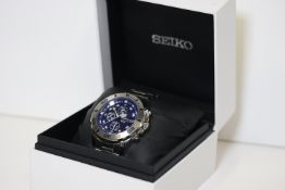 Seiko Chronograph Quartz with Box Reference 7T92-0NS0