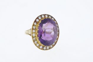 18ct Yellow Gold Vintage oval amethyst and diamond cluster ring.