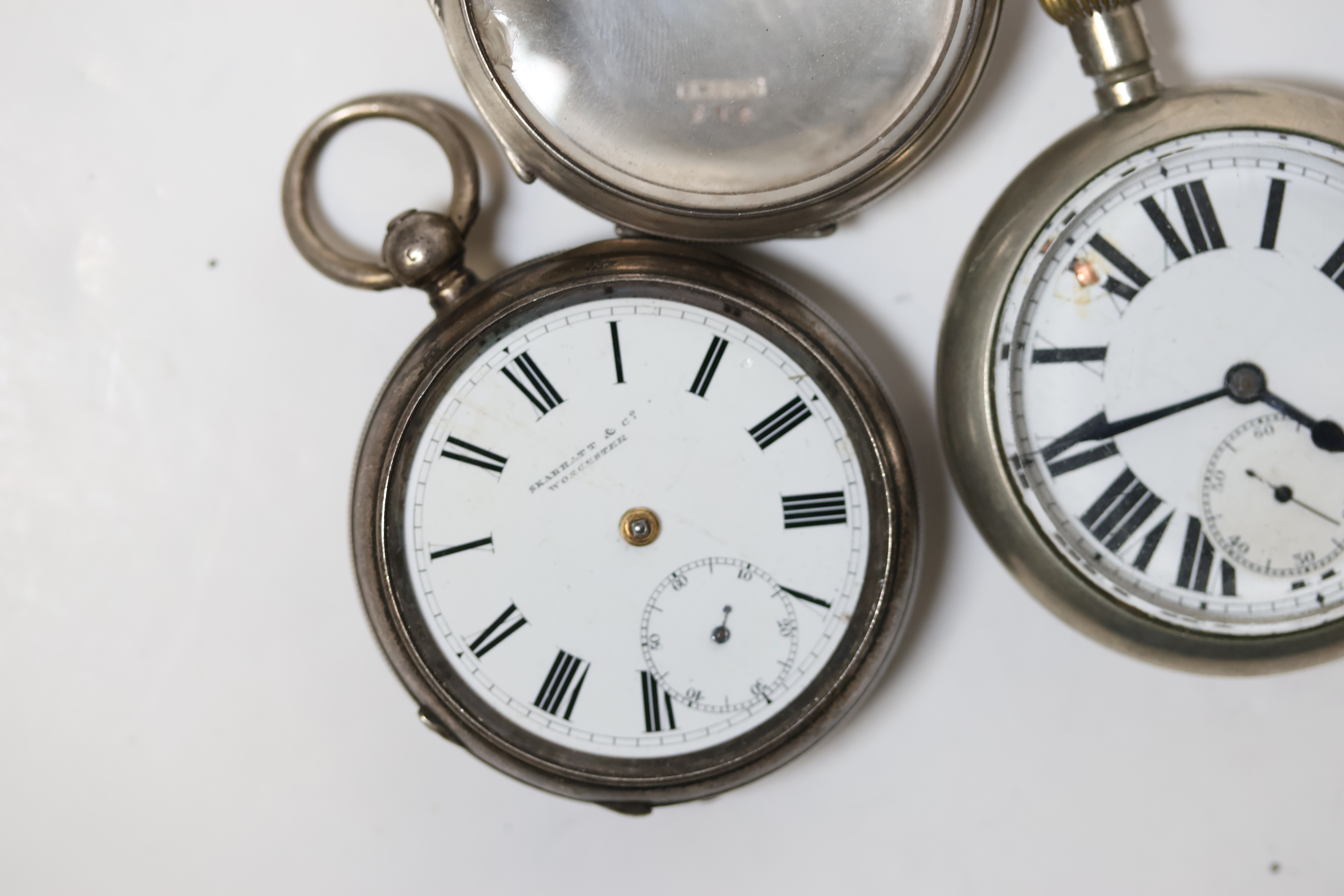 ***TO BE SOLD WITHOUT RESERVE*** ***AS FOUND*** JOB LOT OF SILVER POCKET WATCHES, CASES AND - Image 2 of 10