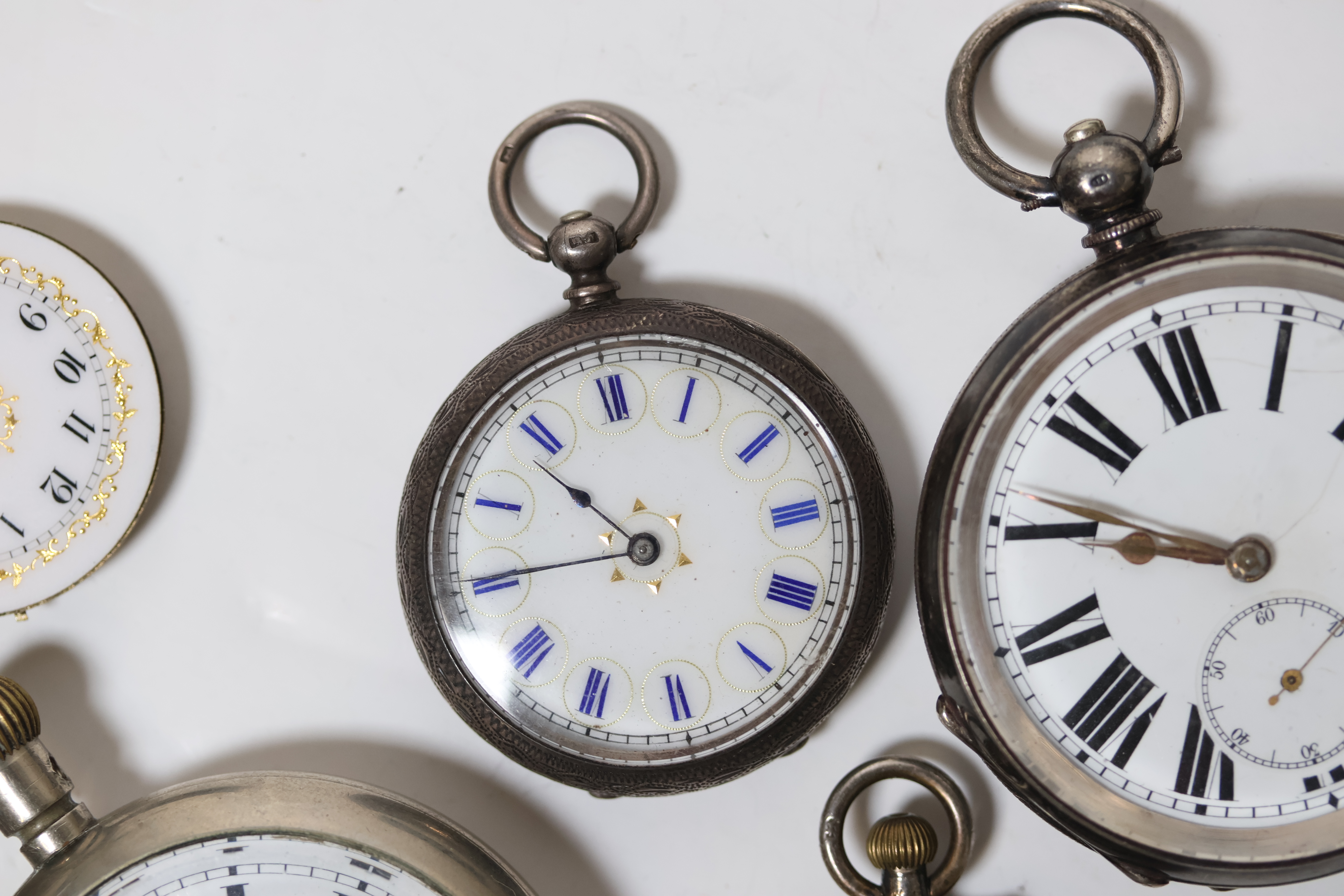 ***TO BE SOLD WITHOUT RESERVE*** ***AS FOUND*** JOB LOT OF SILVER POCKET WATCHES, CASES AND - Image 6 of 10