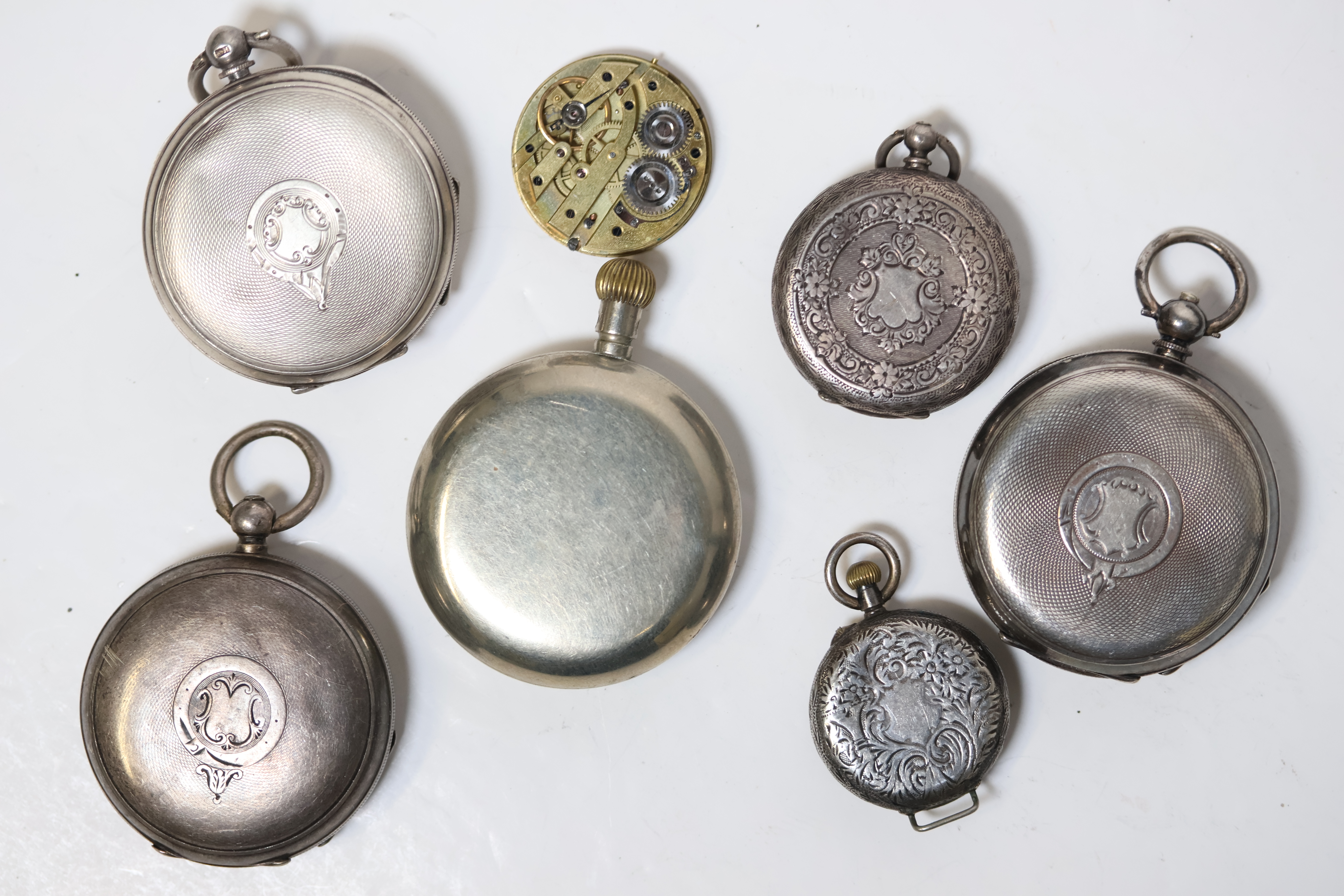 ***TO BE SOLD WITHOUT RESERVE*** ***AS FOUND*** JOB LOT OF SILVER POCKET WATCHES, CASES AND - Image 7 of 10