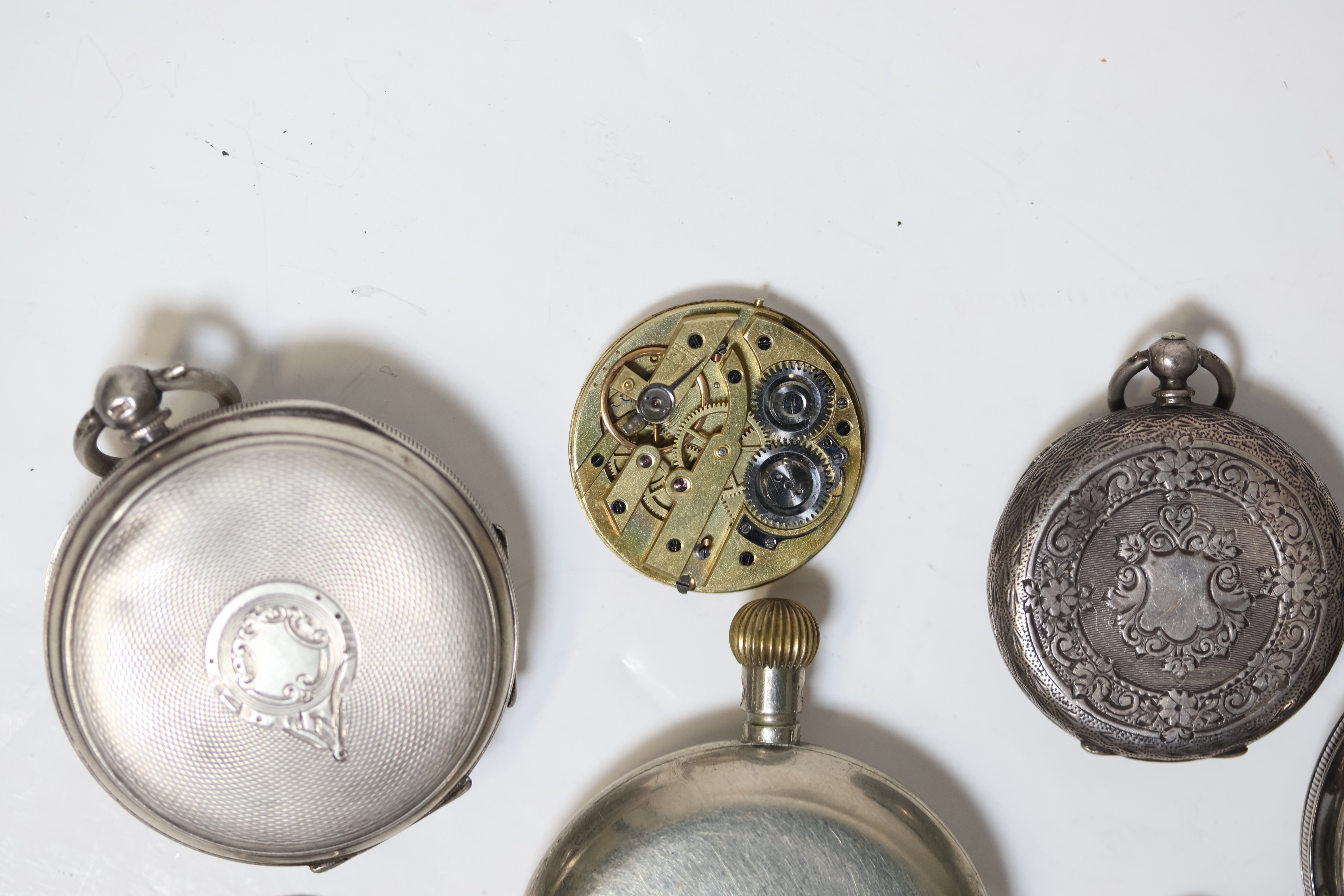 ***TO BE SOLD WITHOUT RESERVE*** ***AS FOUND*** JOB LOT OF SILVER POCKET WATCHES, CASES AND - Image 9 of 10