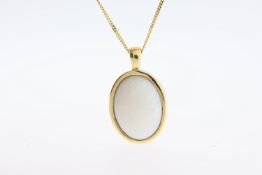 18ct single opal necklace.