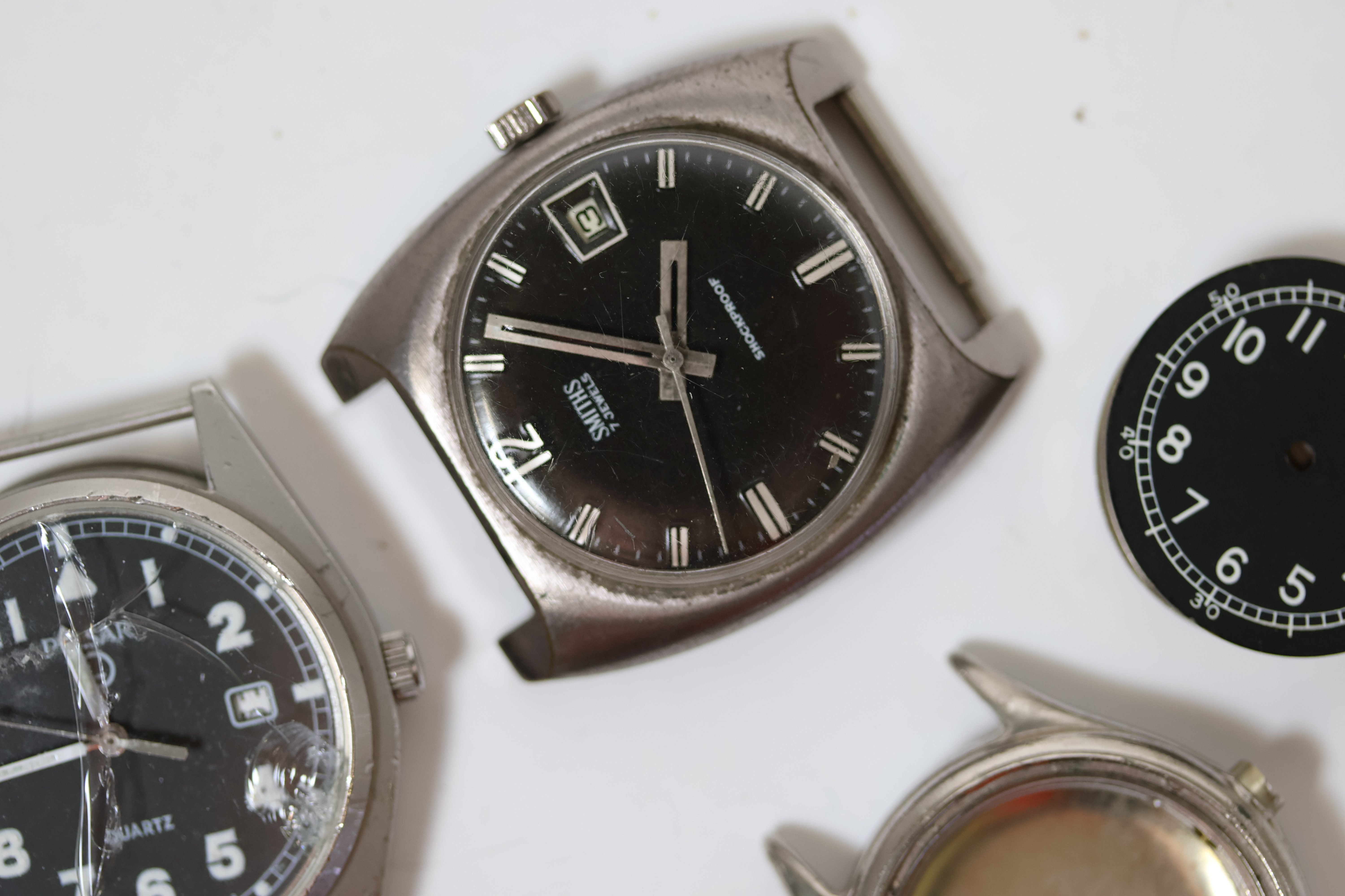 *To Be Sold Without Reserve* A Job Lot of Military Watches. *As Found* To be sold as spares and - Image 2 of 5