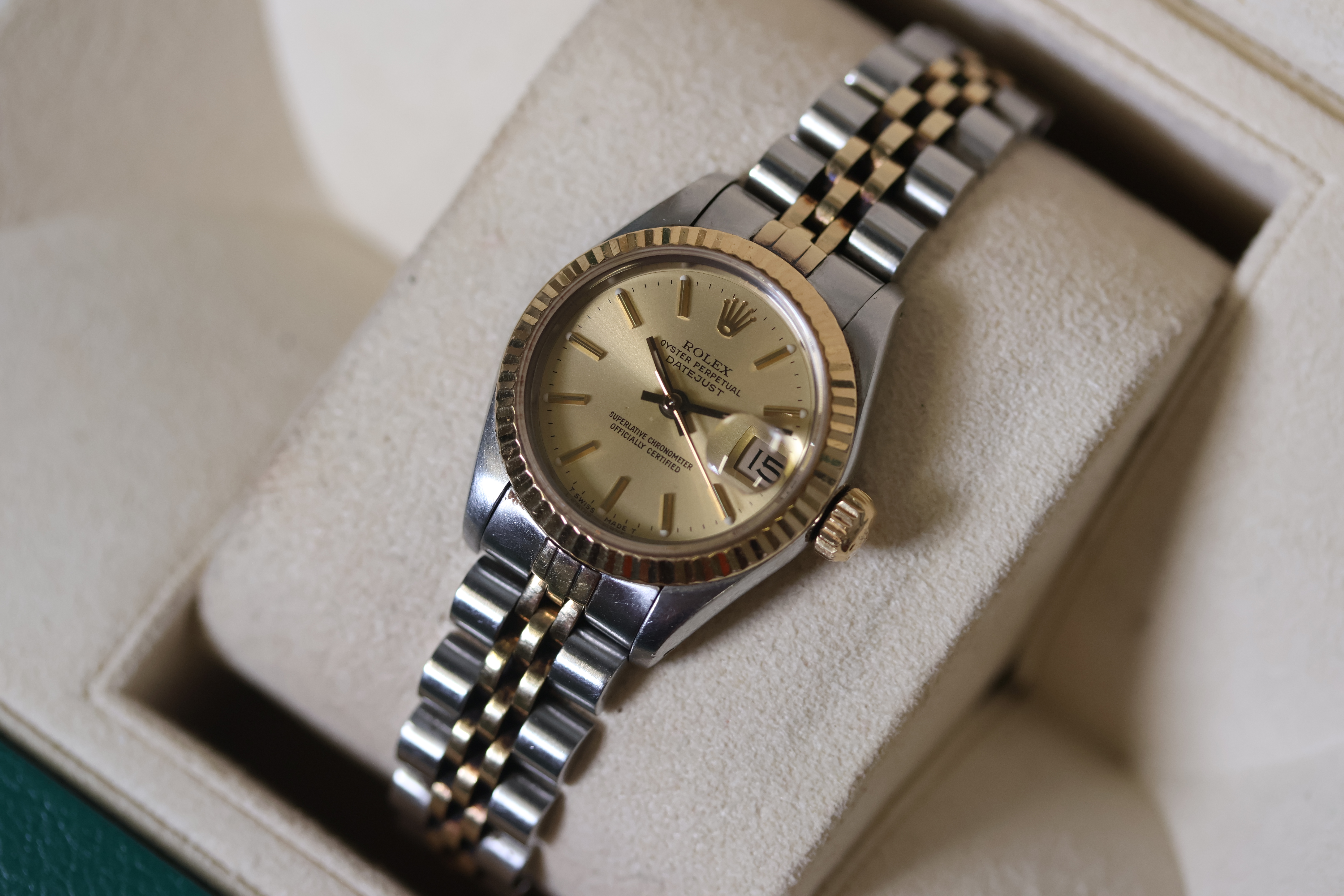 Ladies Rolex Datejust 26 Reference 69173 Box and Papers 1988 - Image 6 of 6
