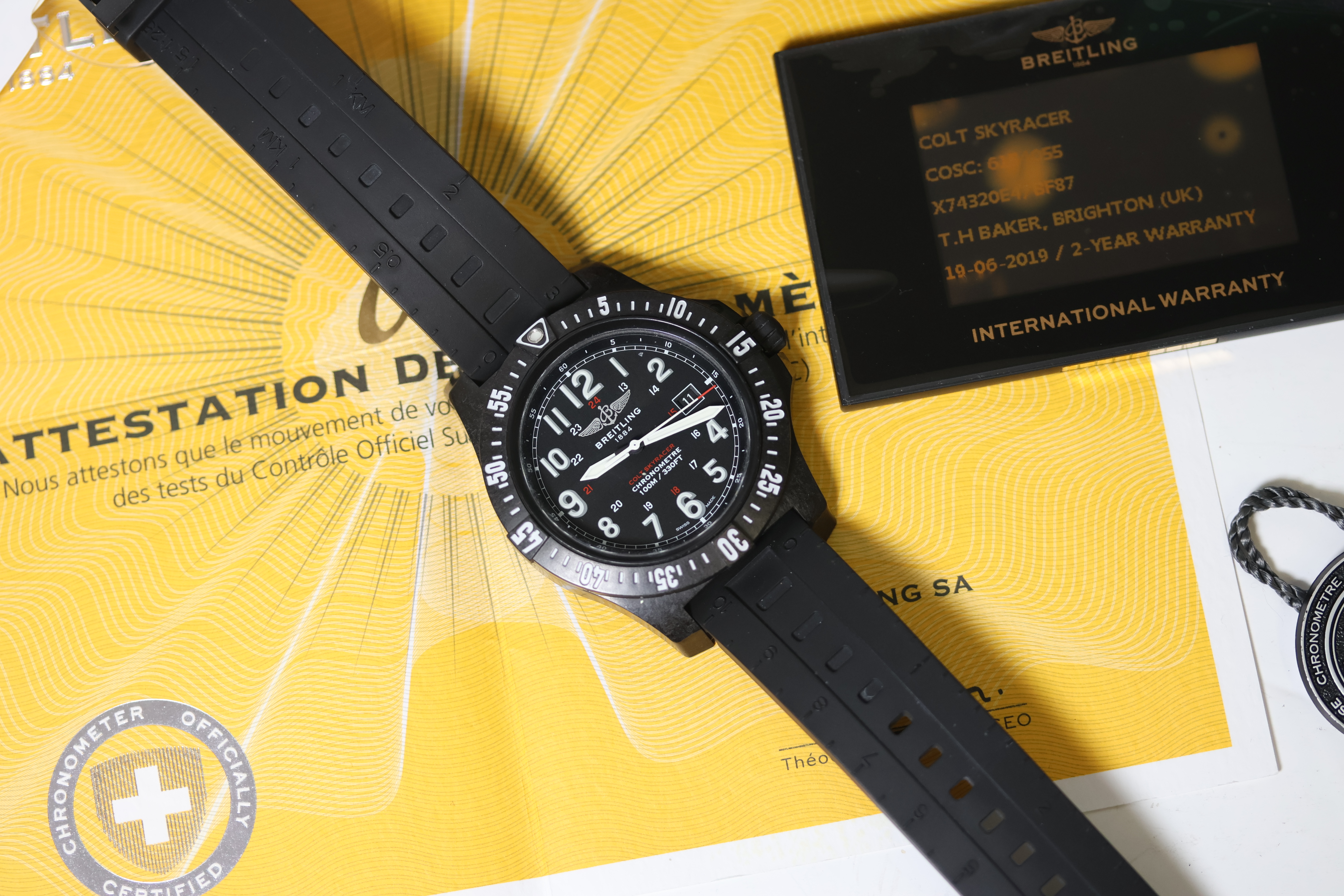 Breitling Colt Skyracer Quartz with Box and Papers 2019 - Image 4 of 4