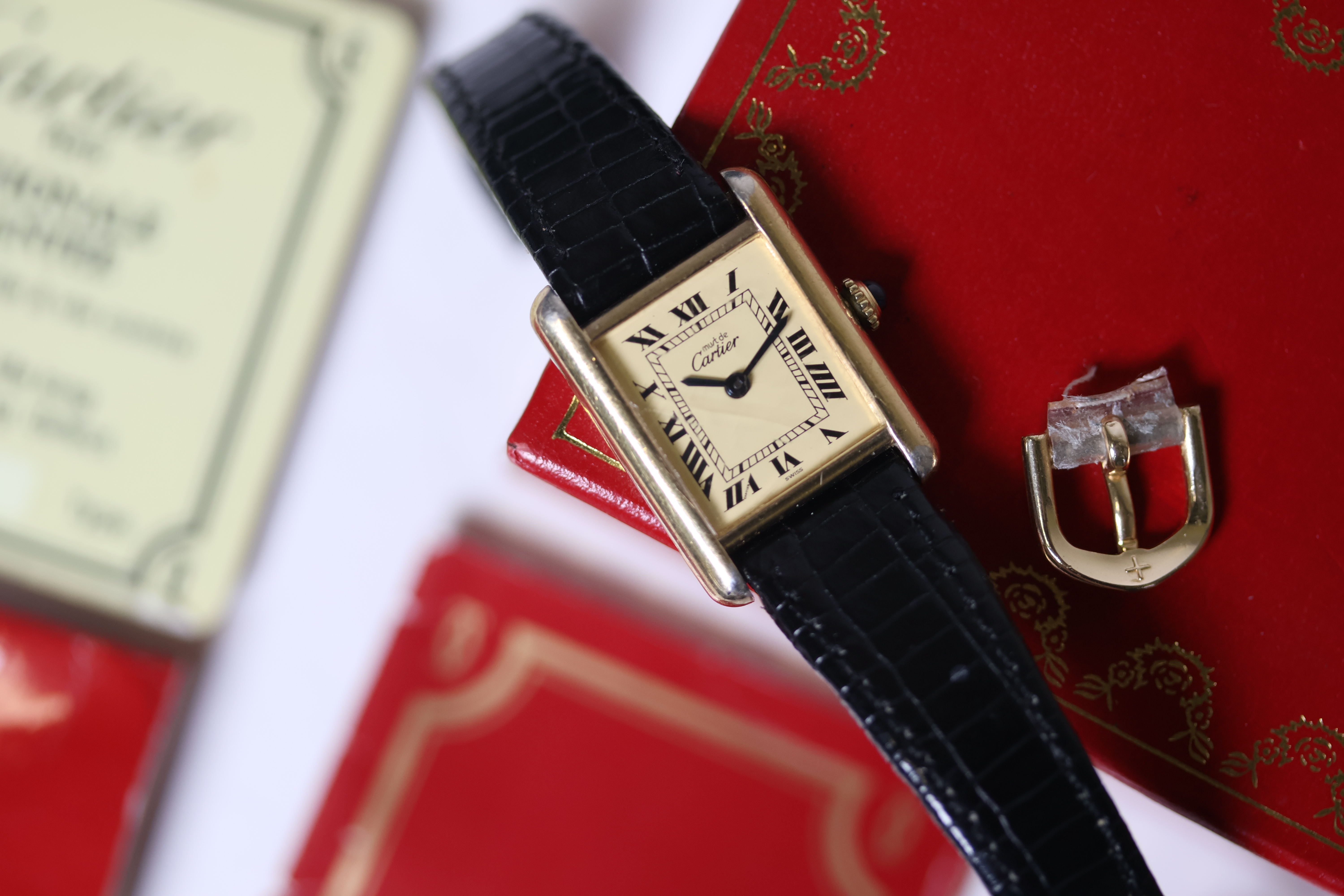 Must De Cartier Tank Manual Wind with box and Papers