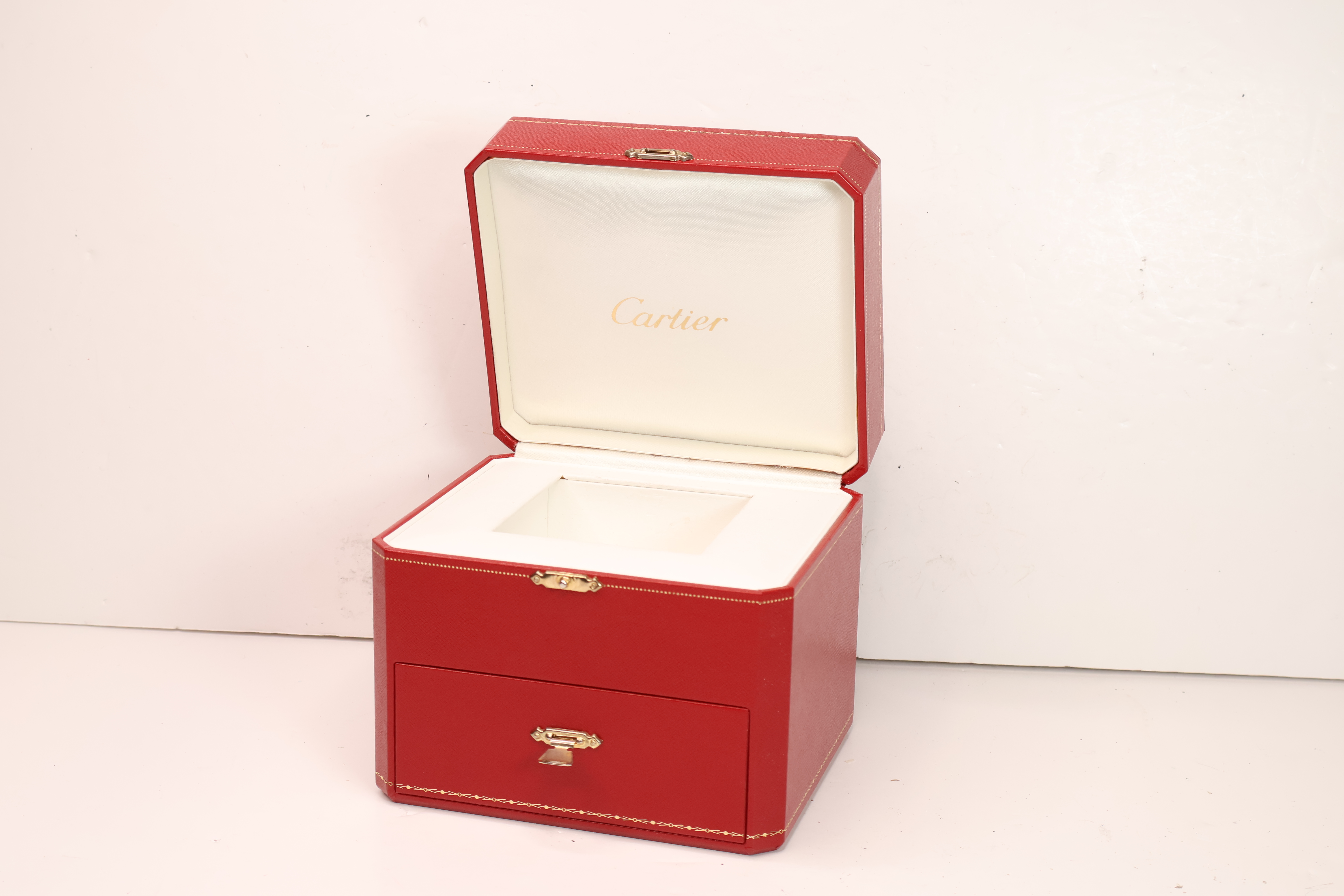 *To Be Sold Without Reserve* Cartier Watch Box, with draw, missing cushion, clasp A/F - Image 4 of 4