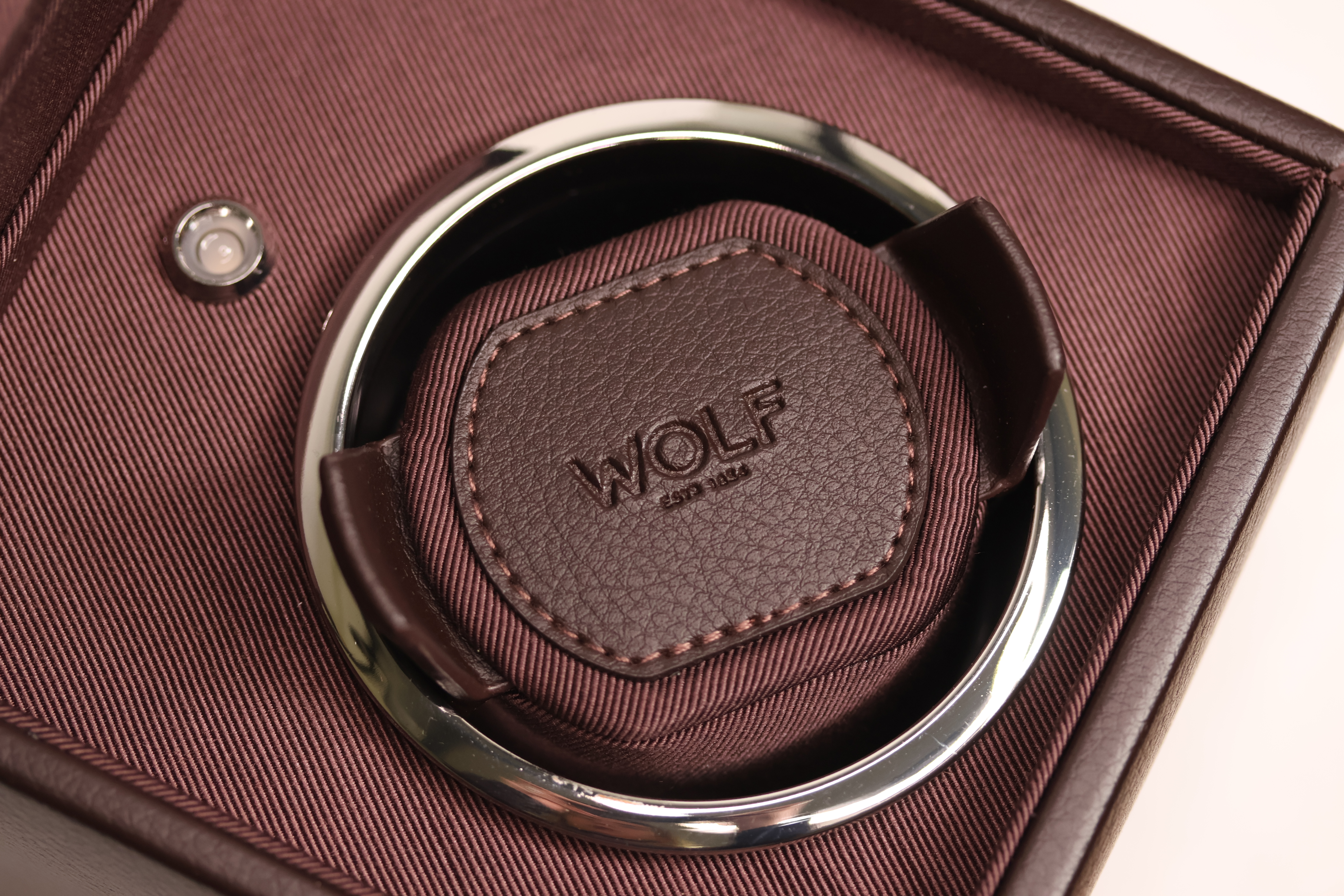 *To Be Sold Without Reserve* WOLF Watch winder box Module 1.8 - Image 3 of 3