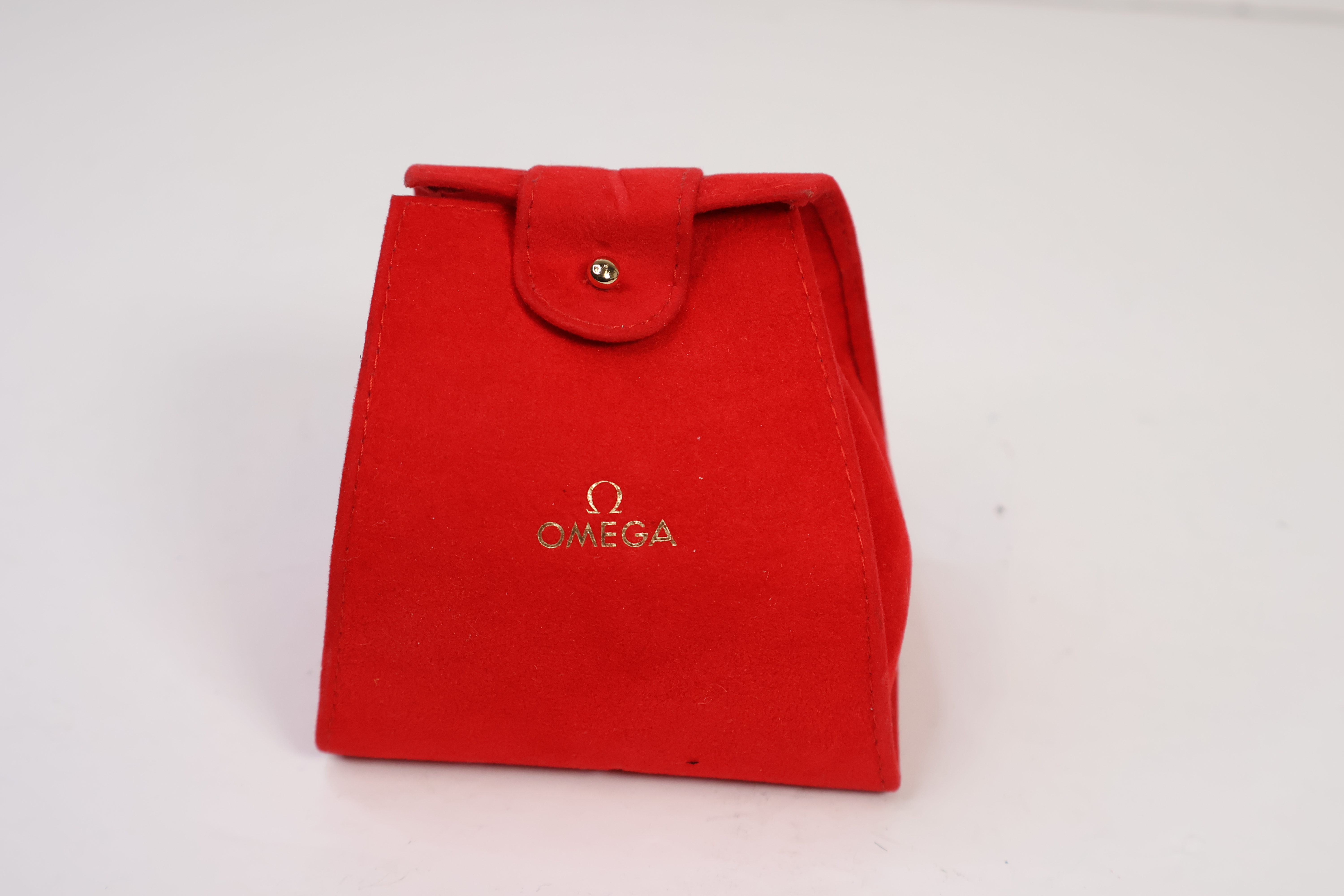 *To Be Sold Without Reserve* Omega Pouch with cushion - Image 2 of 2