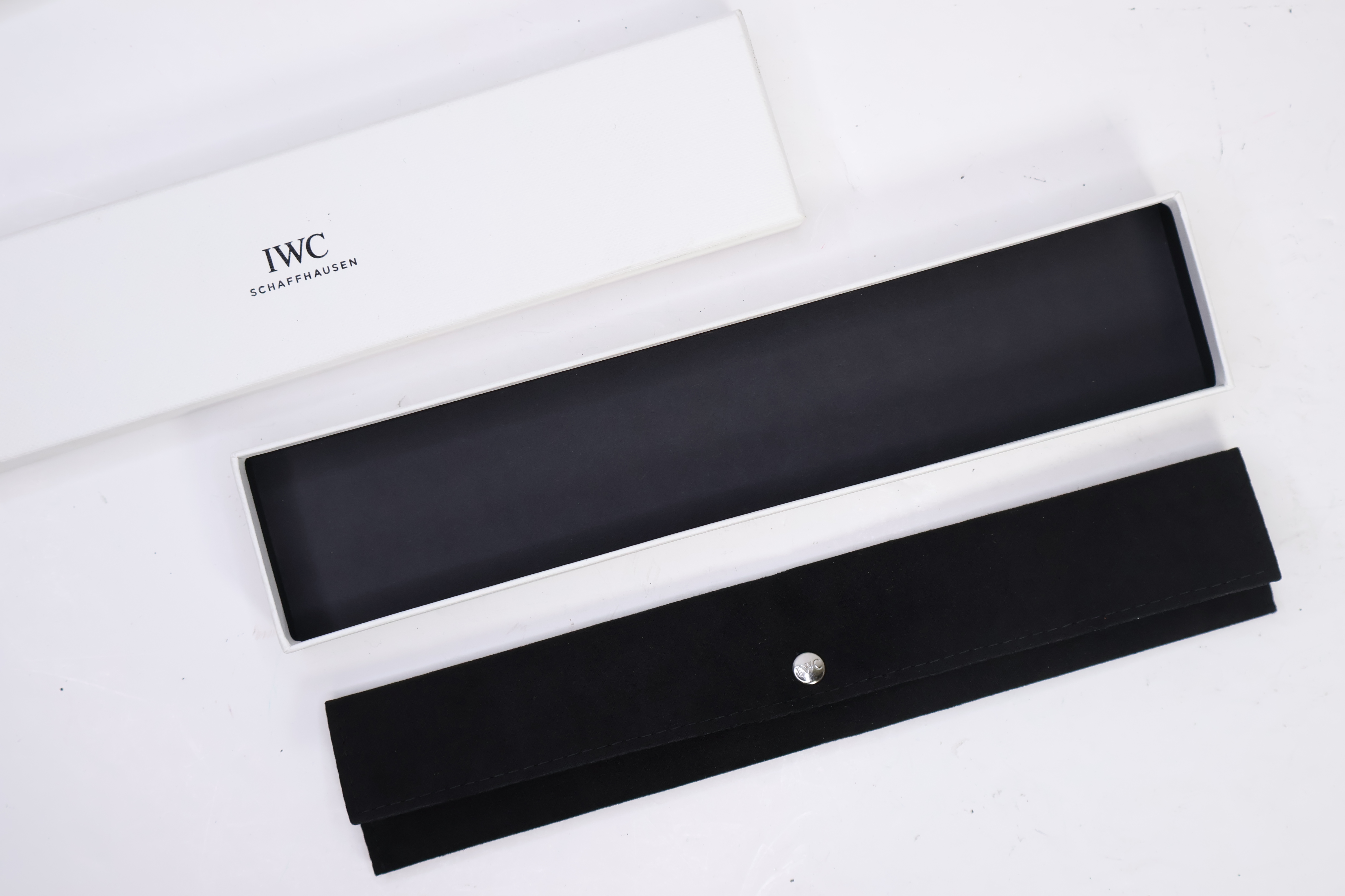 *To Be Sold Without Reserve* IWC Two service boxes and pouch - Image 2 of 2