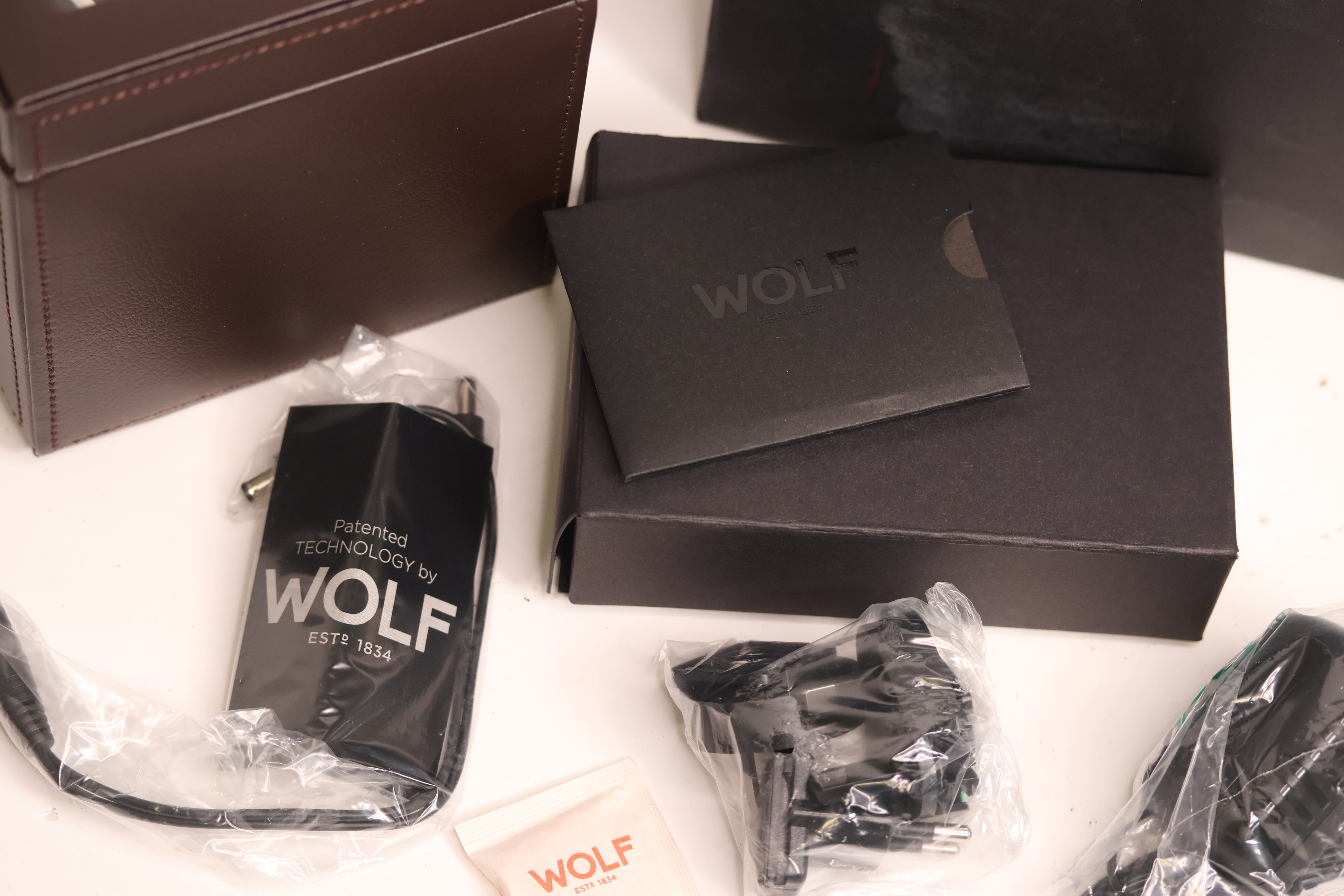 *To Be Sold Without Reserve* WOLF Watch winder box Module 1.8 - Image 2 of 3