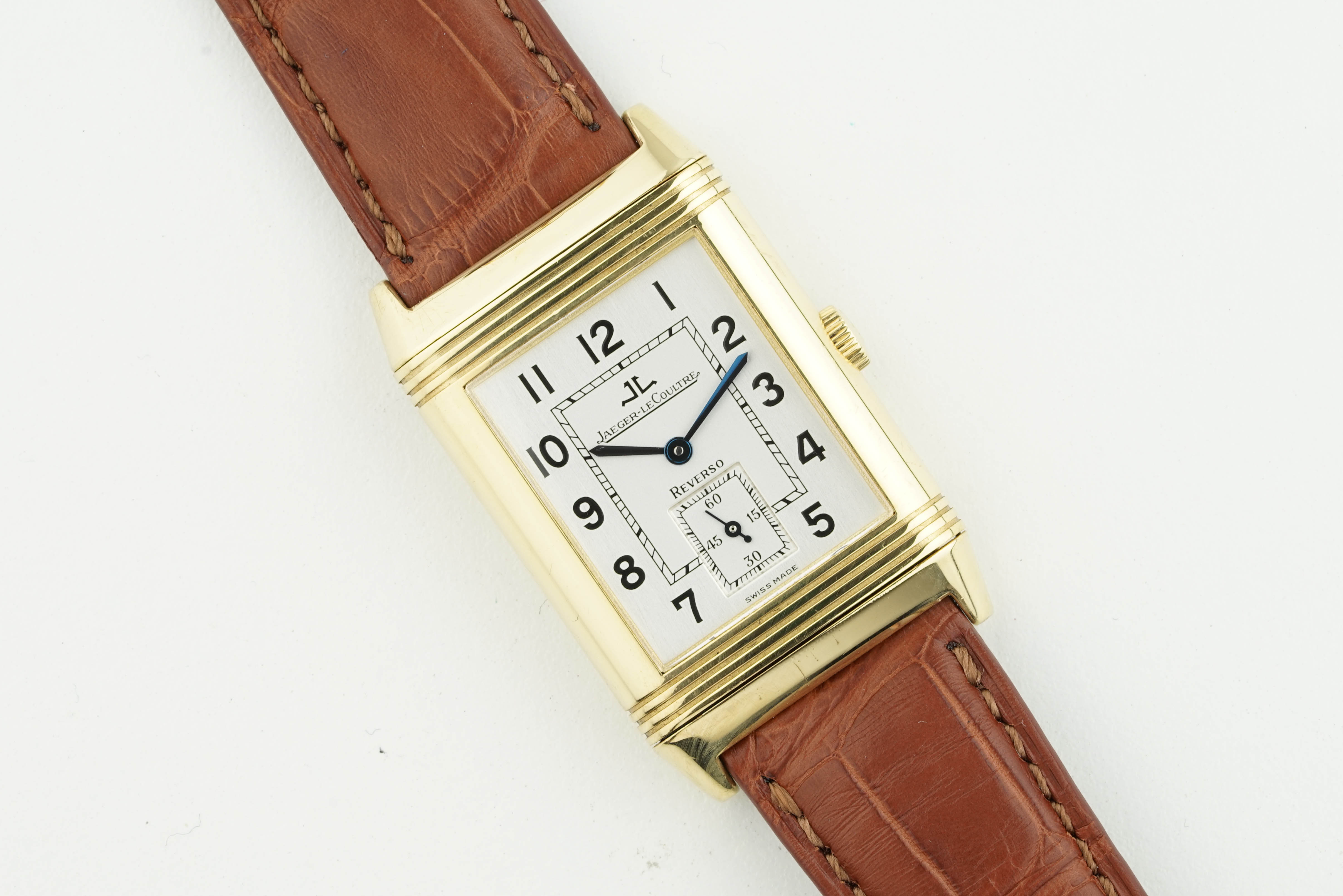 JAEGER LE COULTRE REVERSO GRANDE TAILLE 18CT GOLD W/ GUARANTEE PAPERS REF. 270162, rectangular white