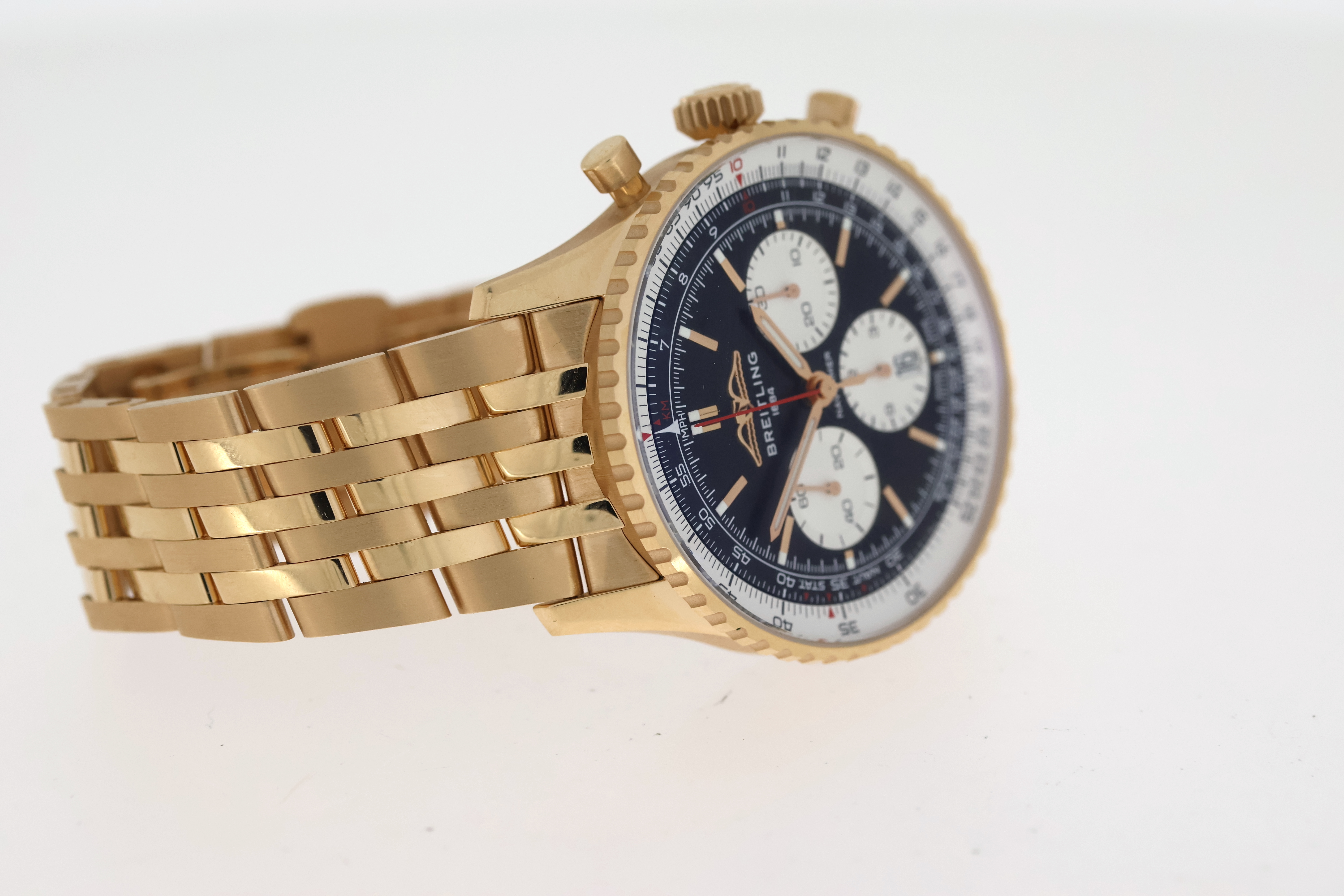18ct Breitling Navitimer B01 Rose Gold Chronograph Automatic with Box and Papers - Image 4 of 7