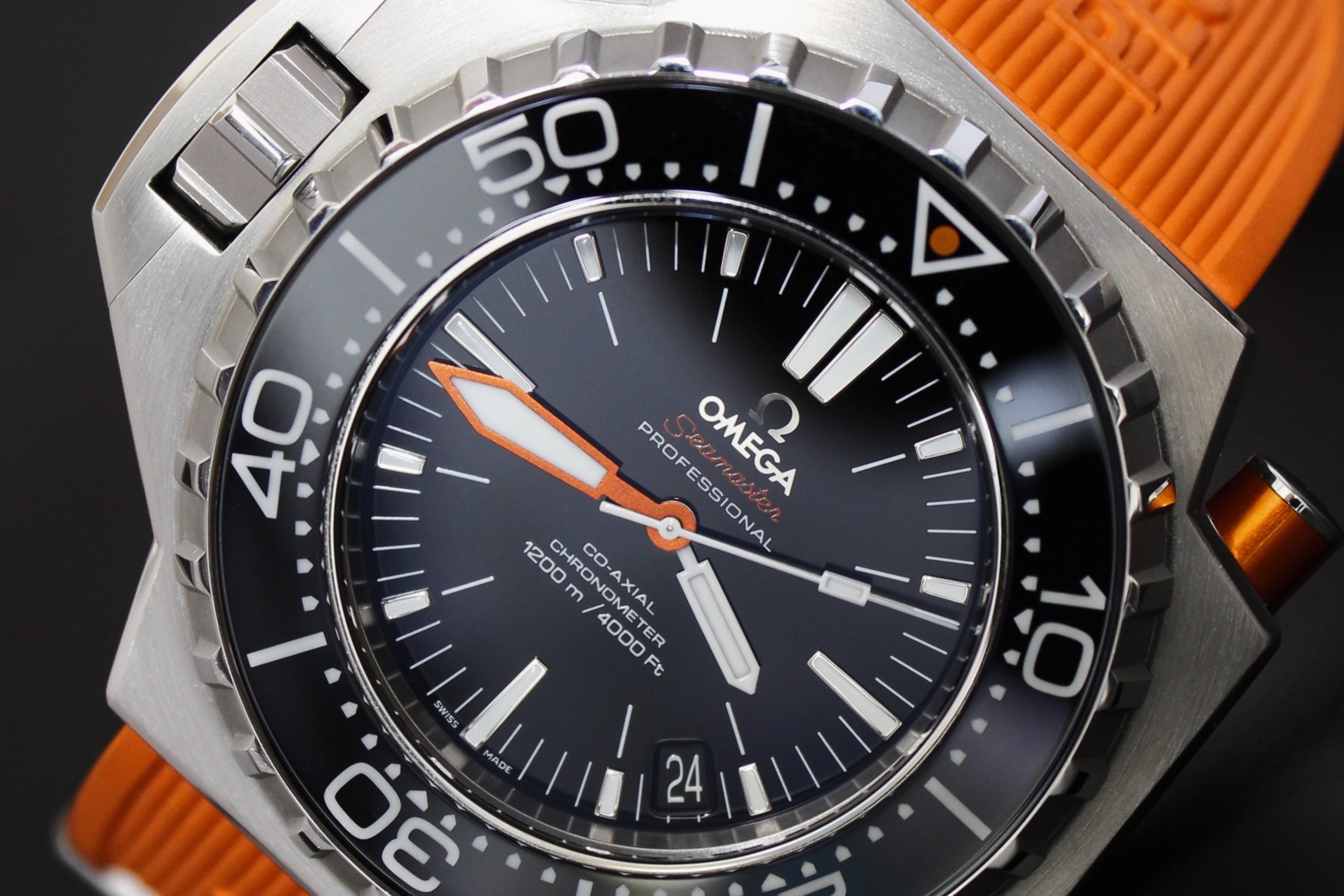 Omega Seamaster Ploprof Automatic with Box and Papers 2016 - Image 10 of 10