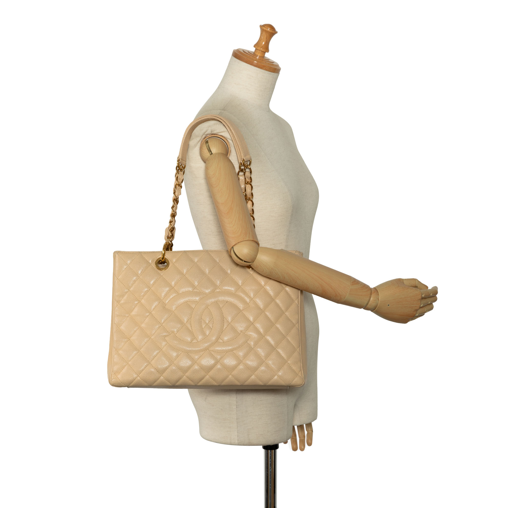 Chanel Caviar Grand Shopping Tote - Image 15 of 16